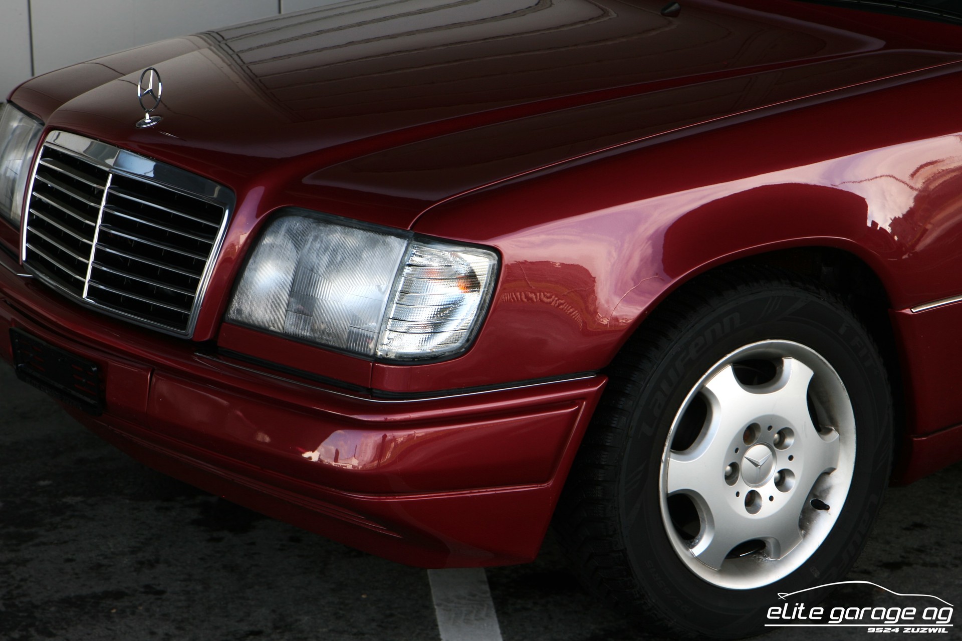 MERCEDES-BENZ E 320-image-8