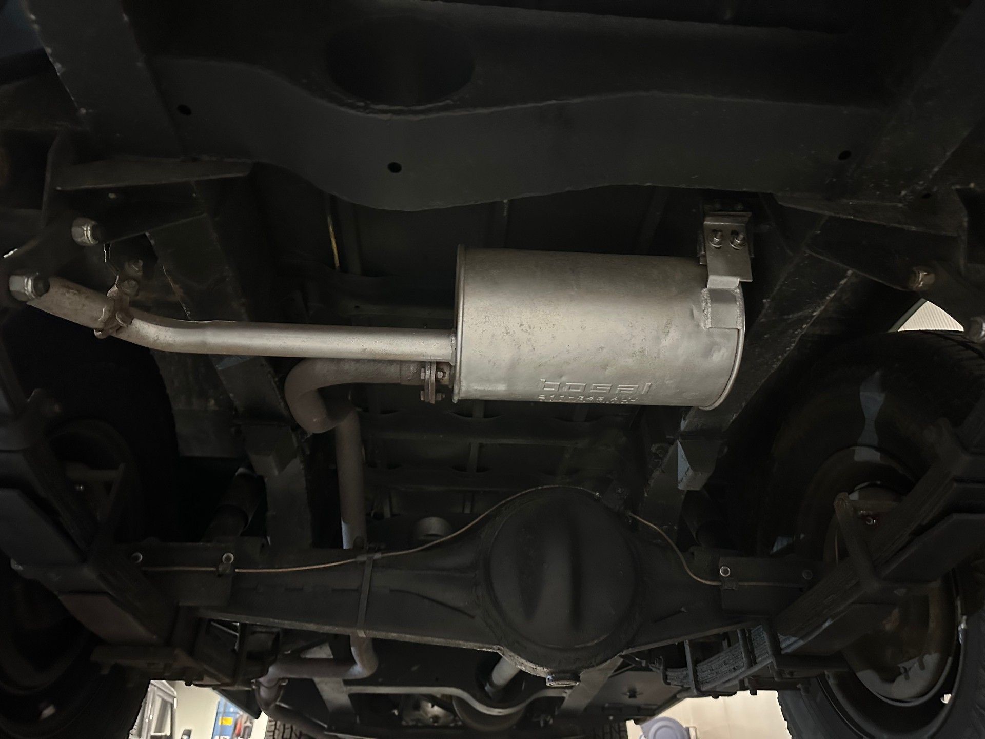 LAND ROVER R-image-12