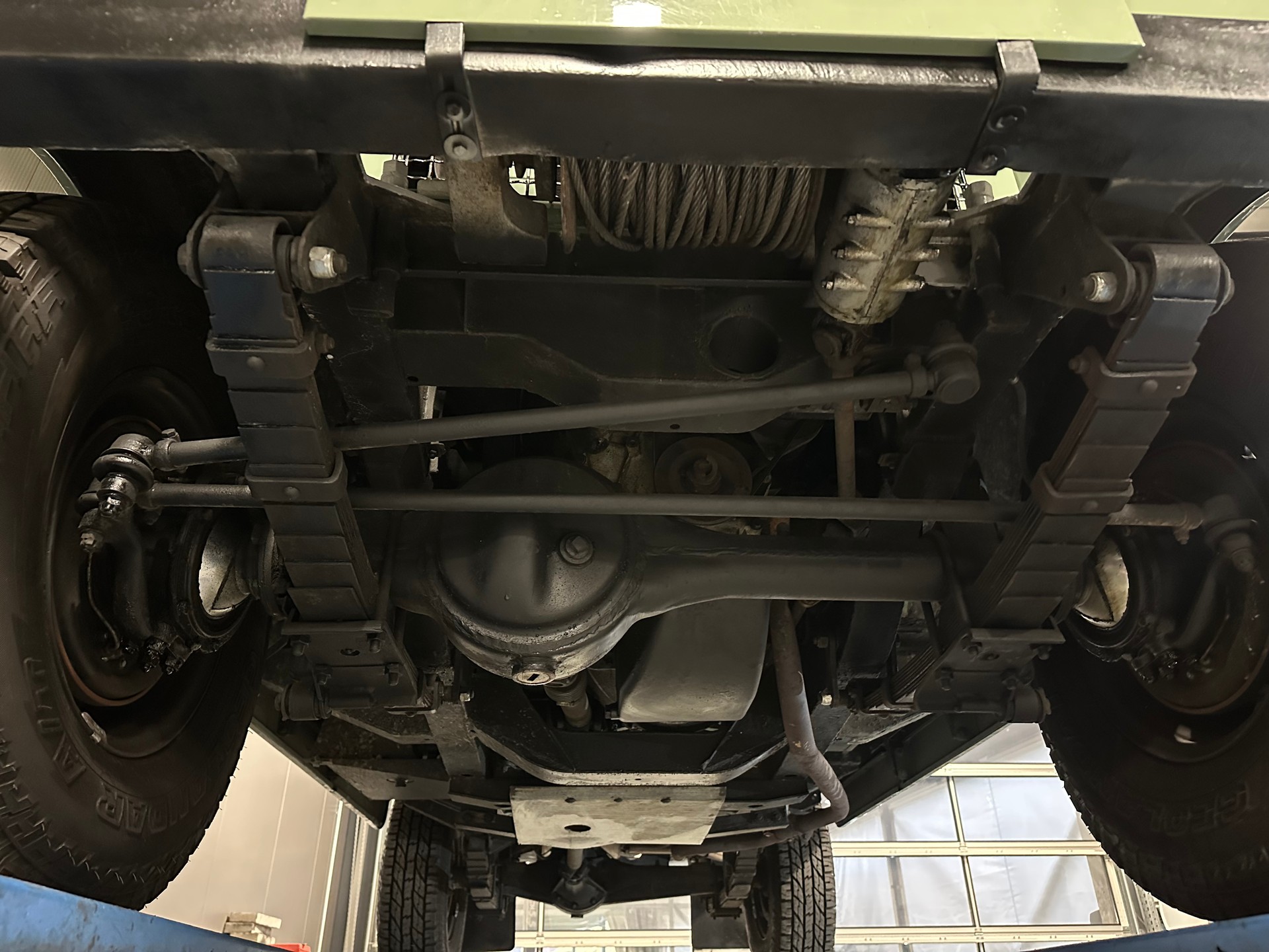 LAND ROVER R-image-13