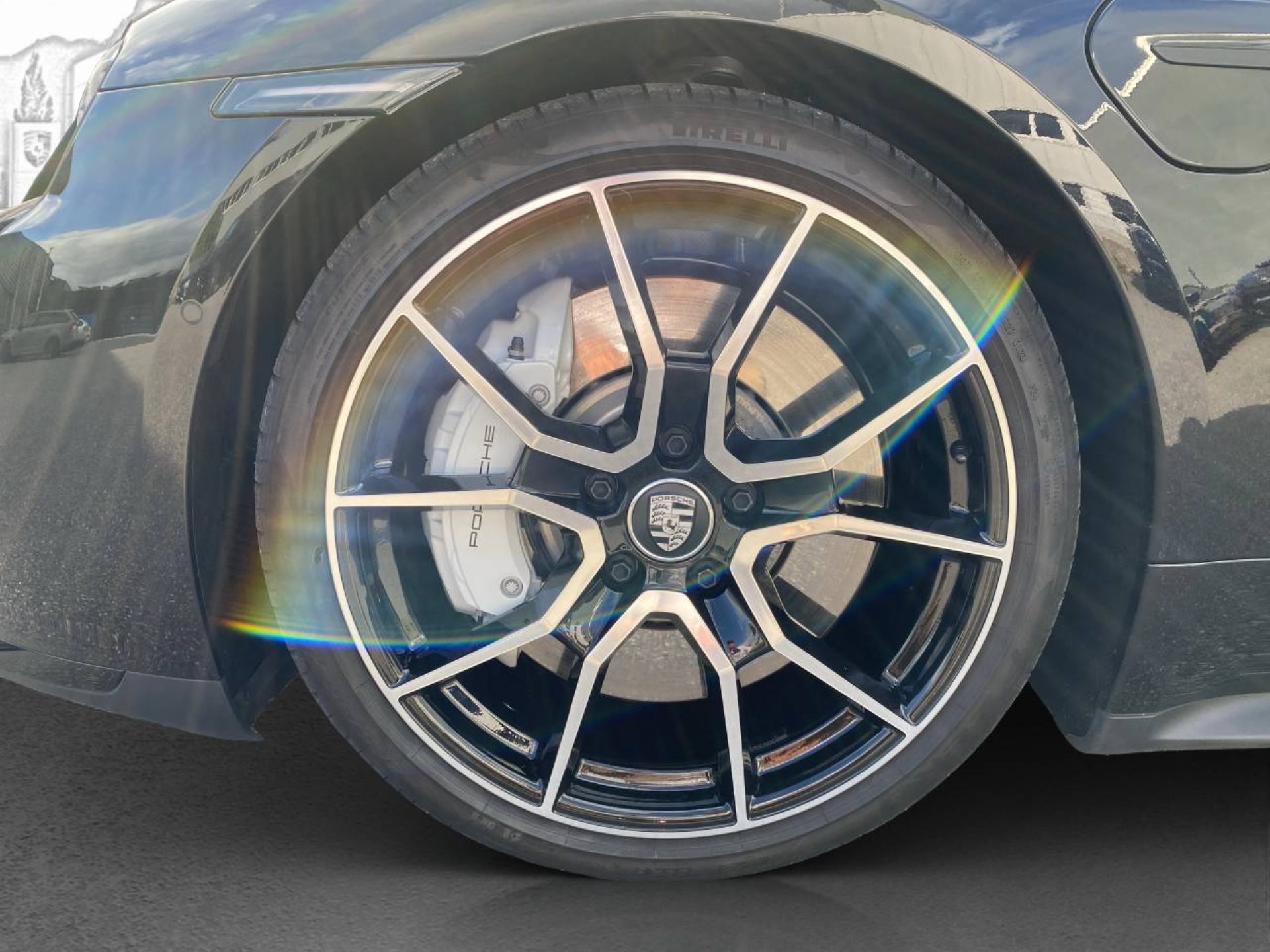 PORSCHE Taycan Turbo-image-7