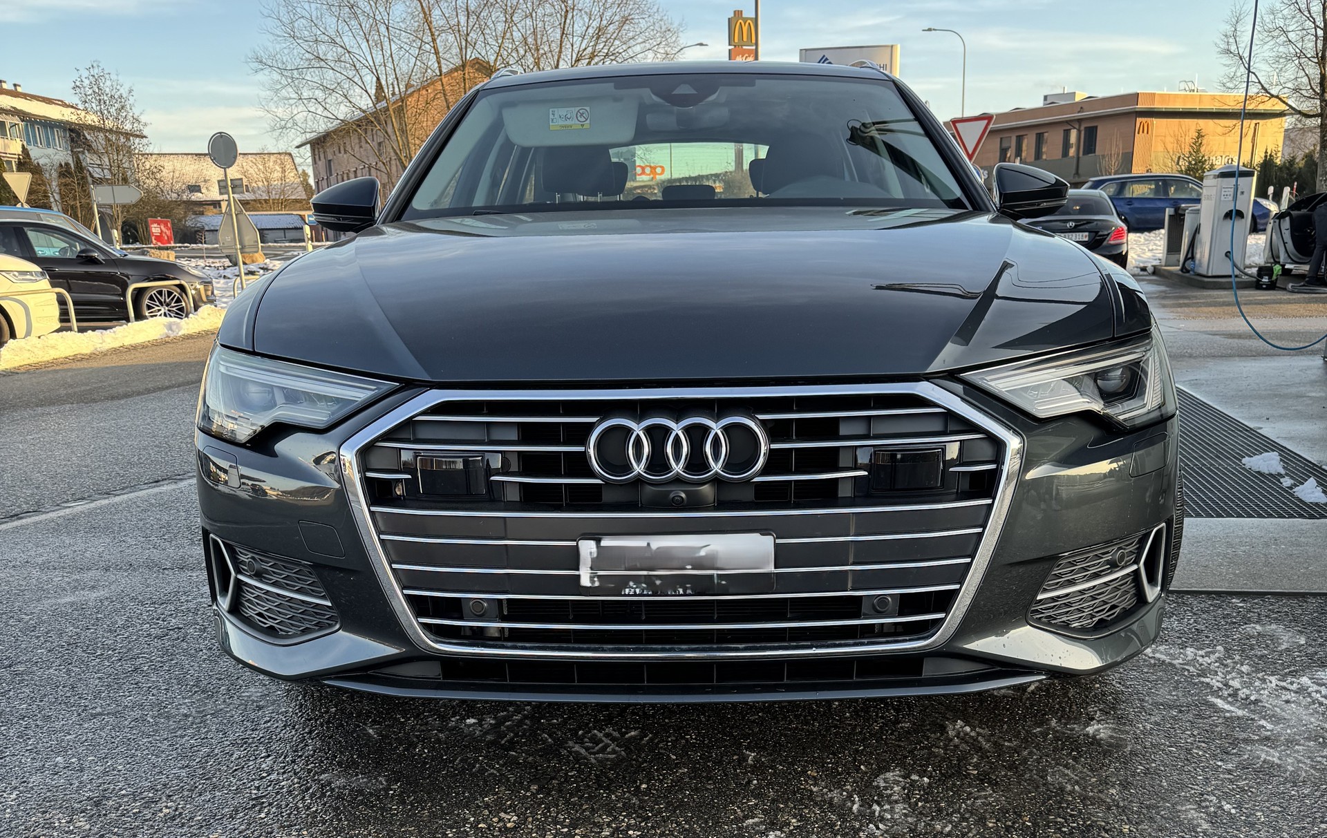 AUDI A6 Avant 40 TDI Sport S-tronic-image-2