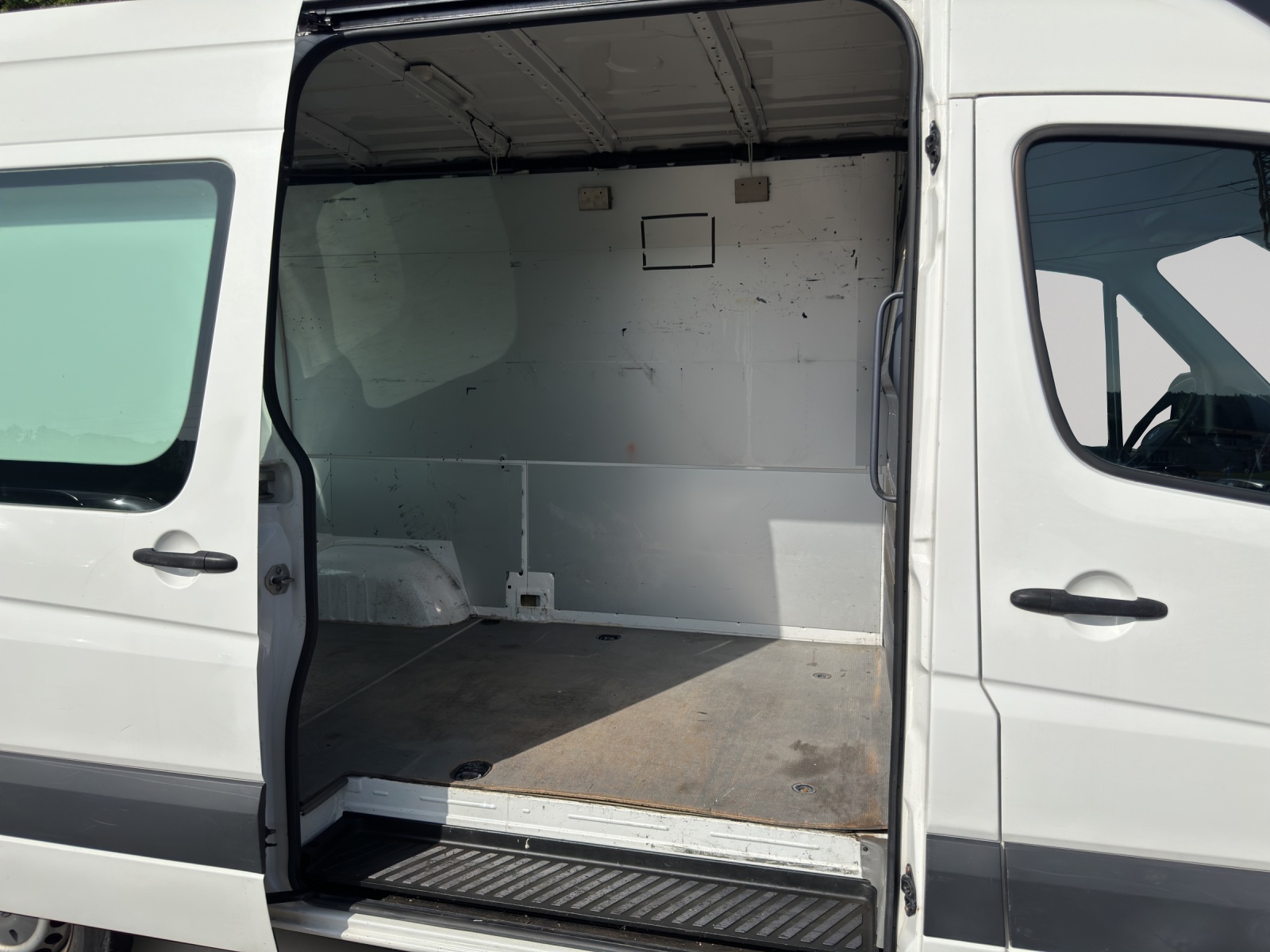 VW Crafter 35 2.0 BiTDI CR-image-11