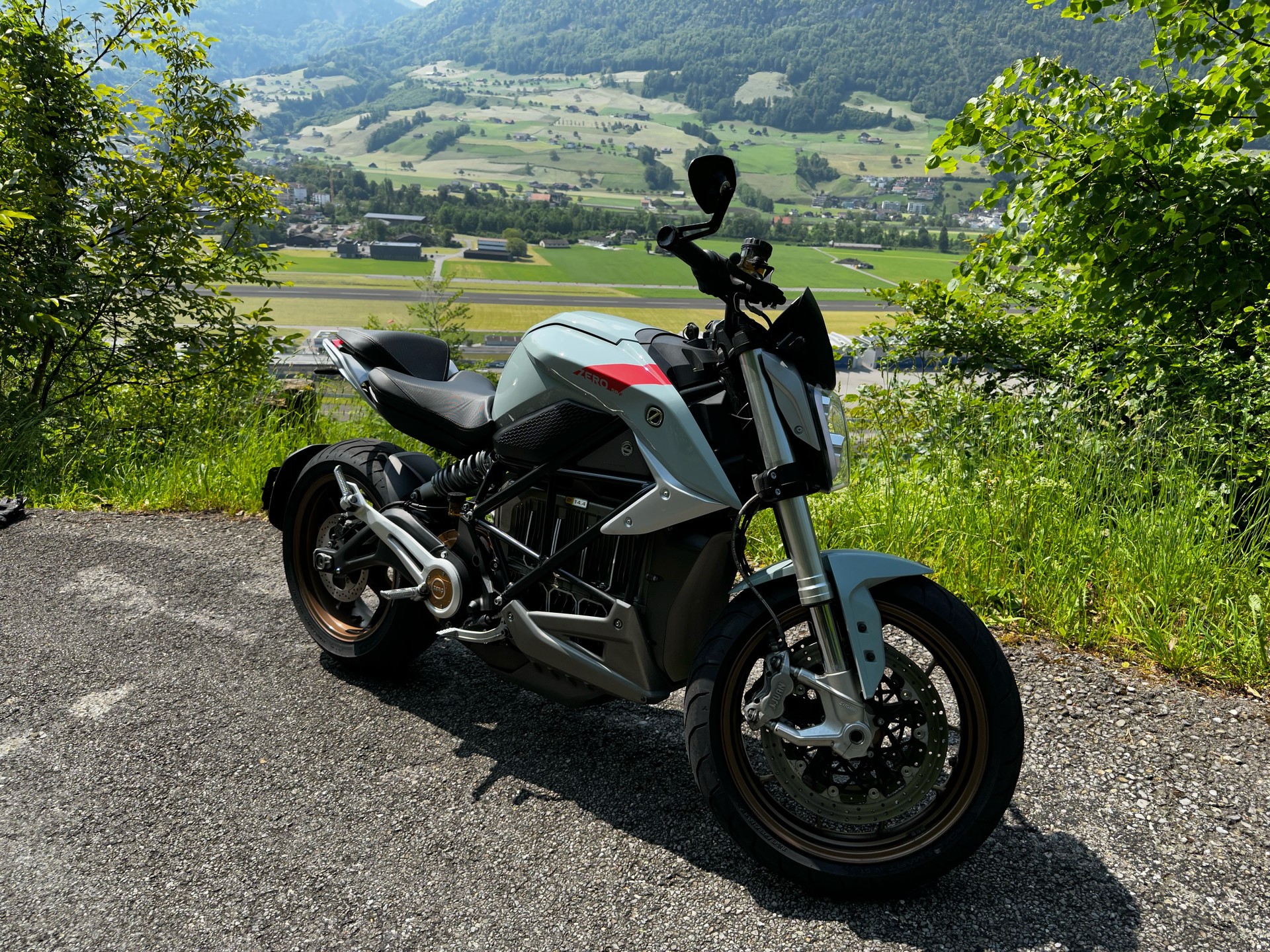 ZERO SR F Premium-image-6