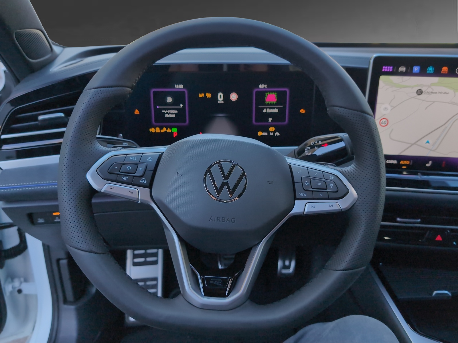VW Passat Variant 2.0 TSI evo4 R-Line 4 Motion DSG-image-8
