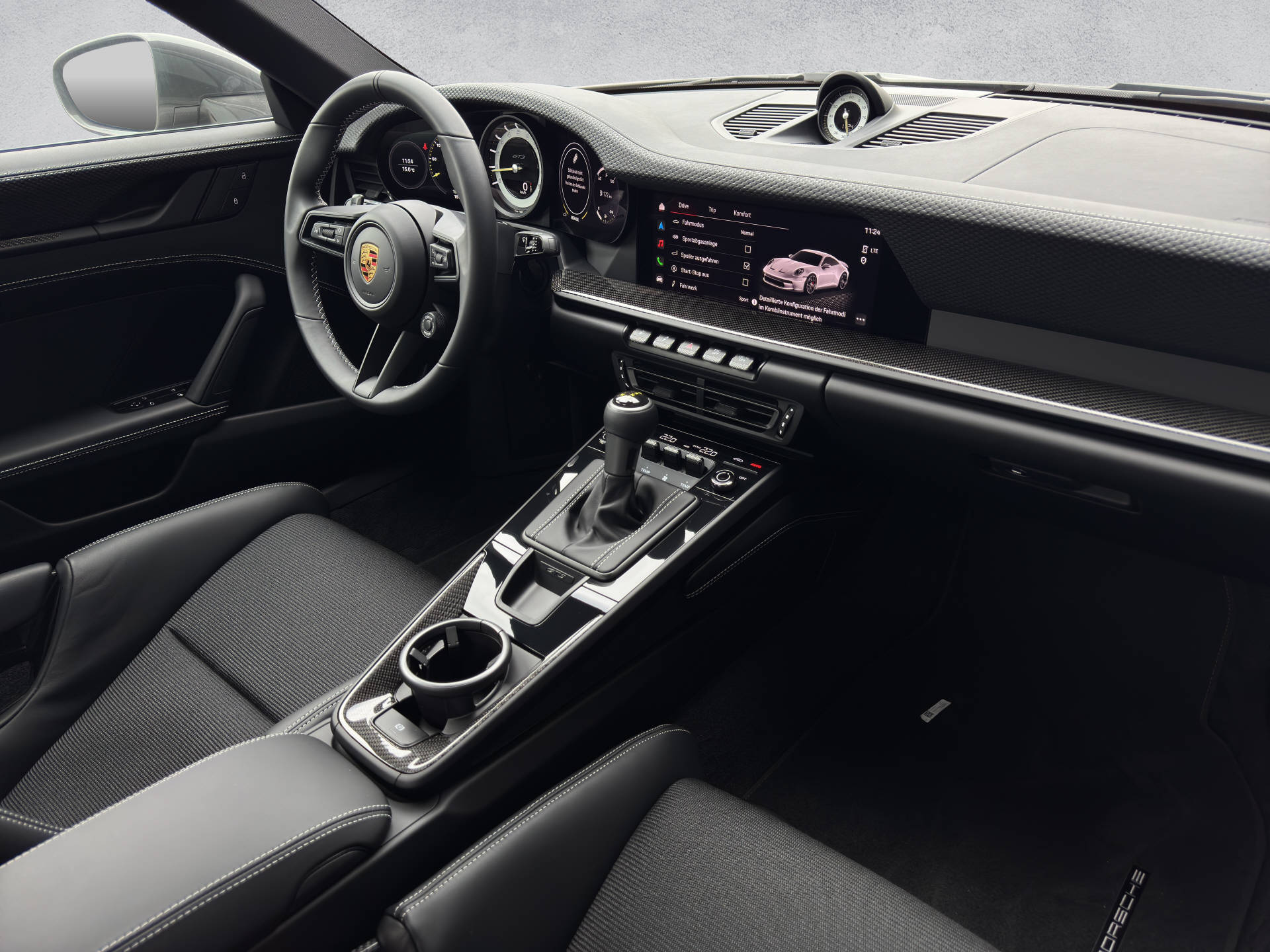 PORSCHE 911 GT3 mit Touring-Paket-image-7