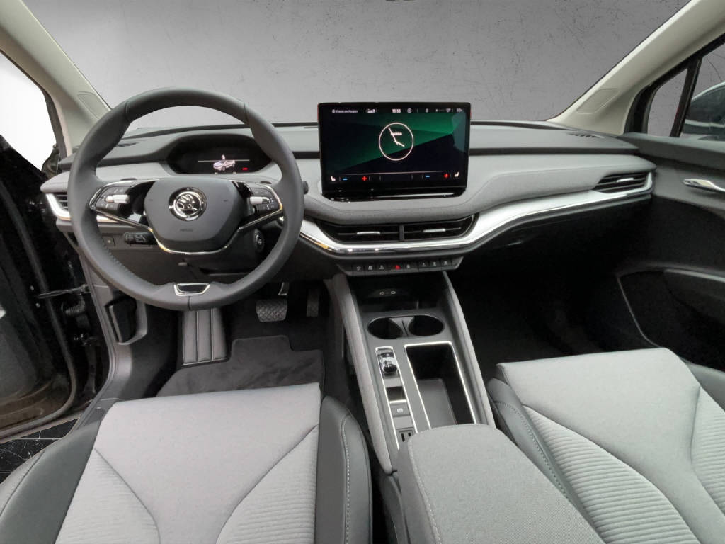 SKODA Enyaq iV 80x-image-8