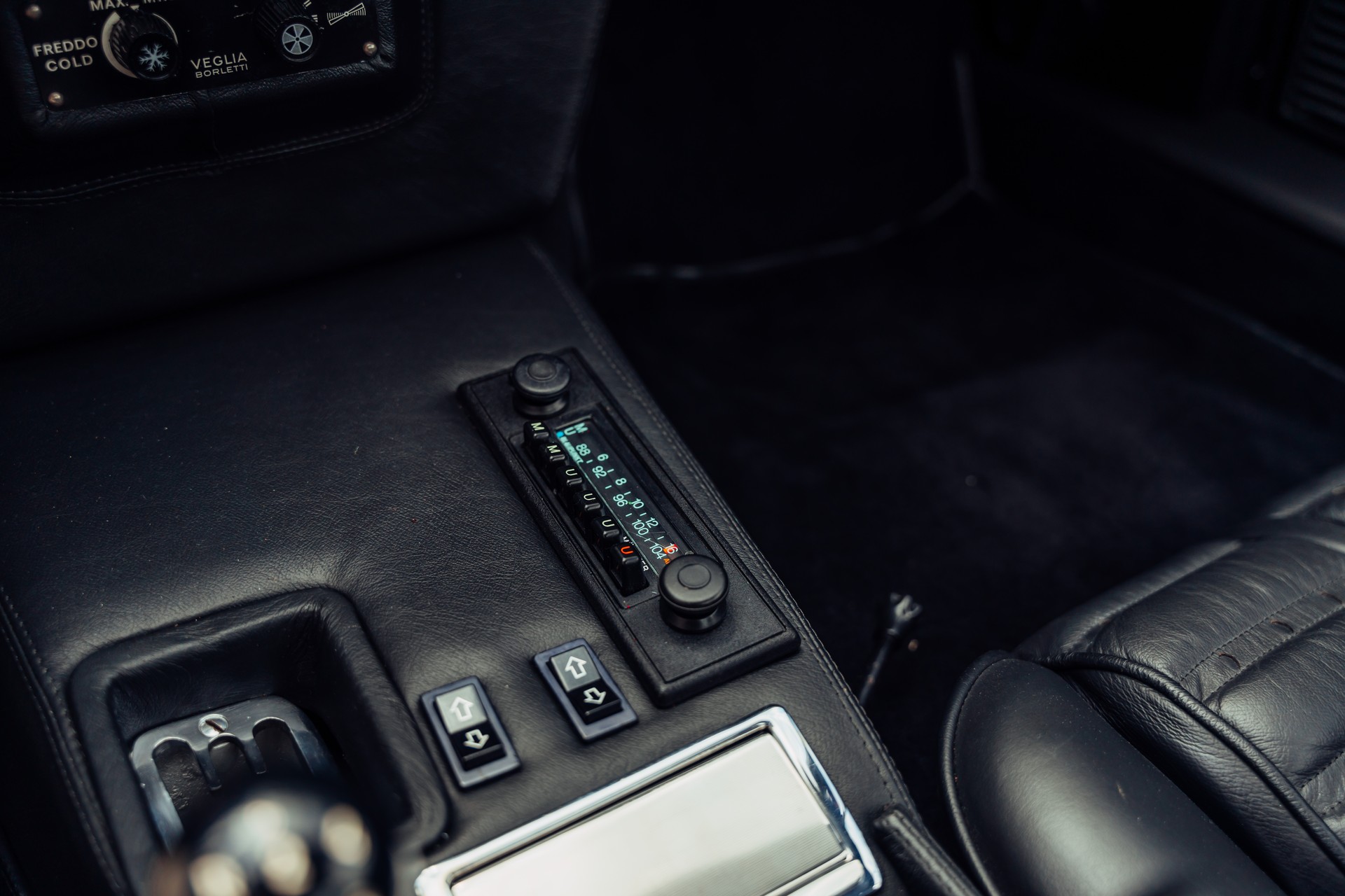 FERRARI 365 GTB/4 Daytona-image-14