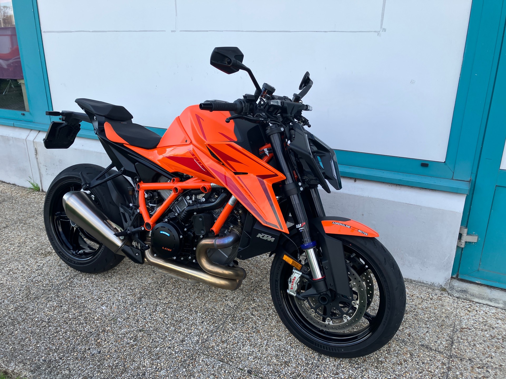 KTM 1390 Super Duke R EVO-showroom-element-2