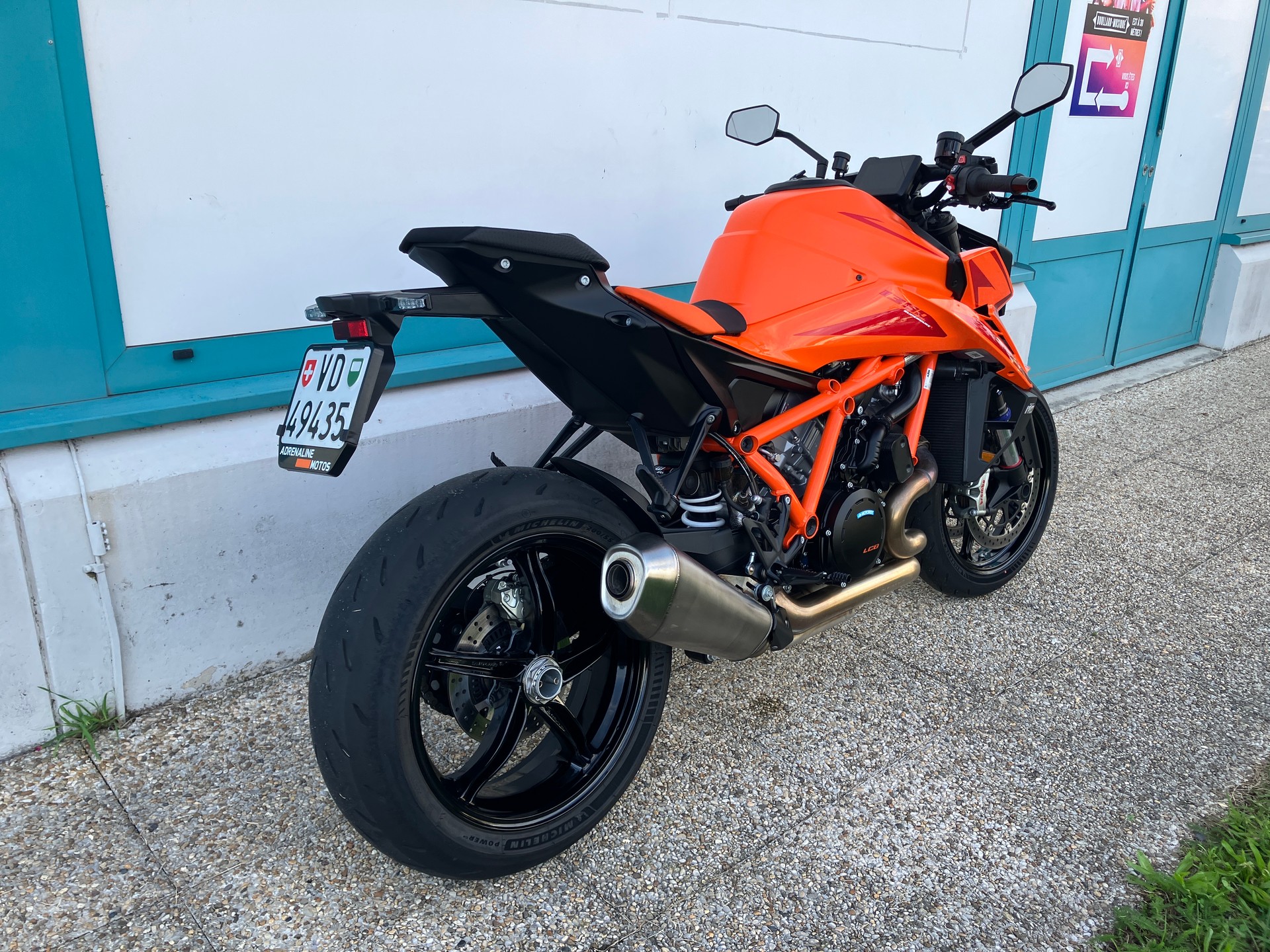 KTM 1390 Super Duke R EVO-showroom-element-1