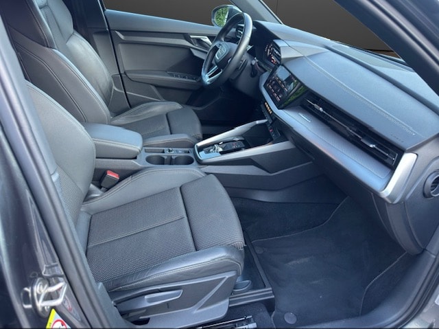 AUDI A3 Sportback 35 TFSI S-tronic-image-9