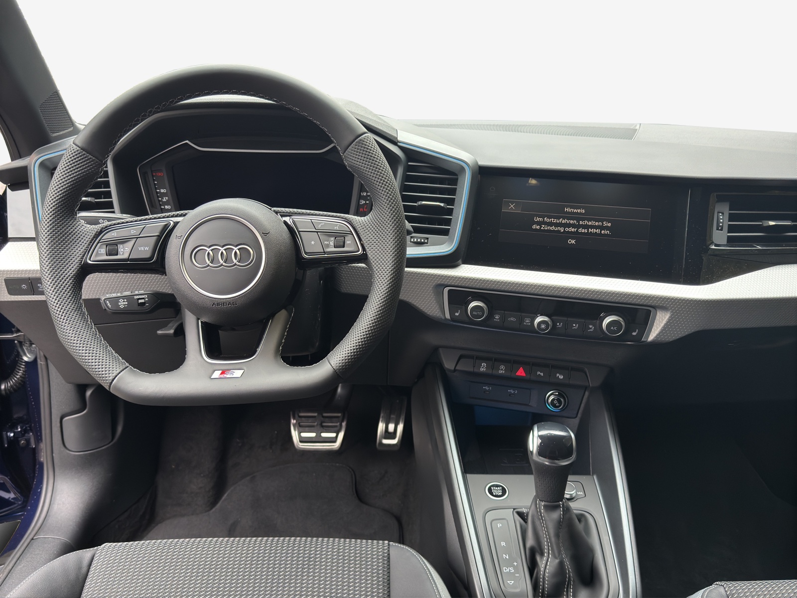 AUDI A1 Sportback 30 TFSI S Line Attraction S-tronic-image-8