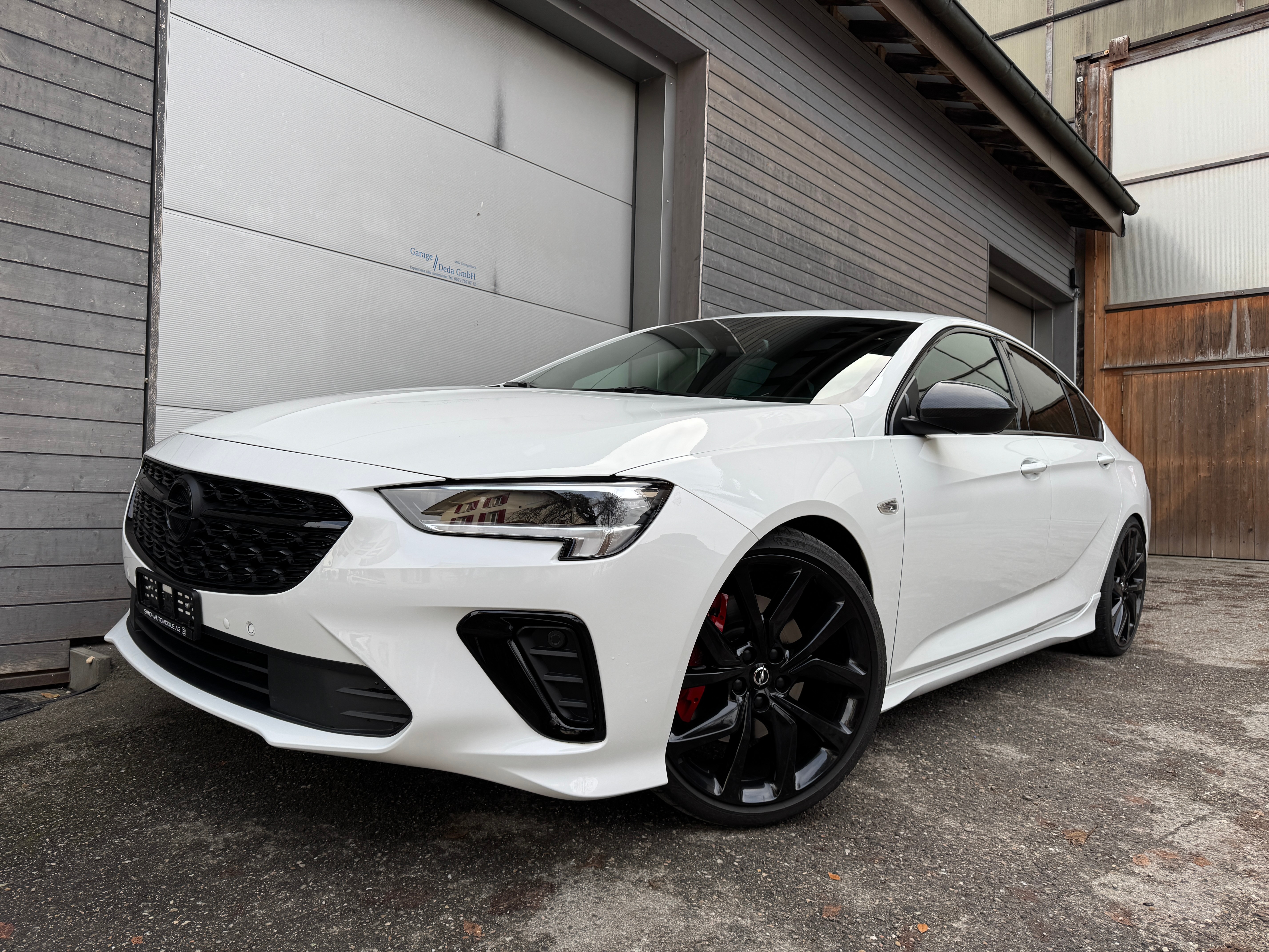 Car photo