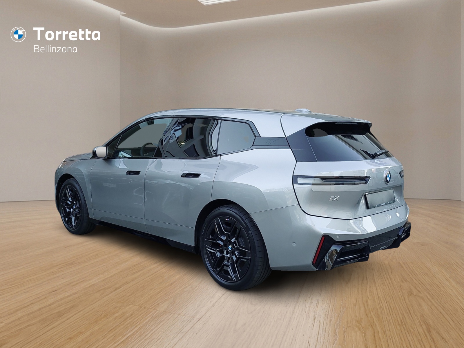 BMW iX xDrive60 M Sport Pro-showroom-element-2