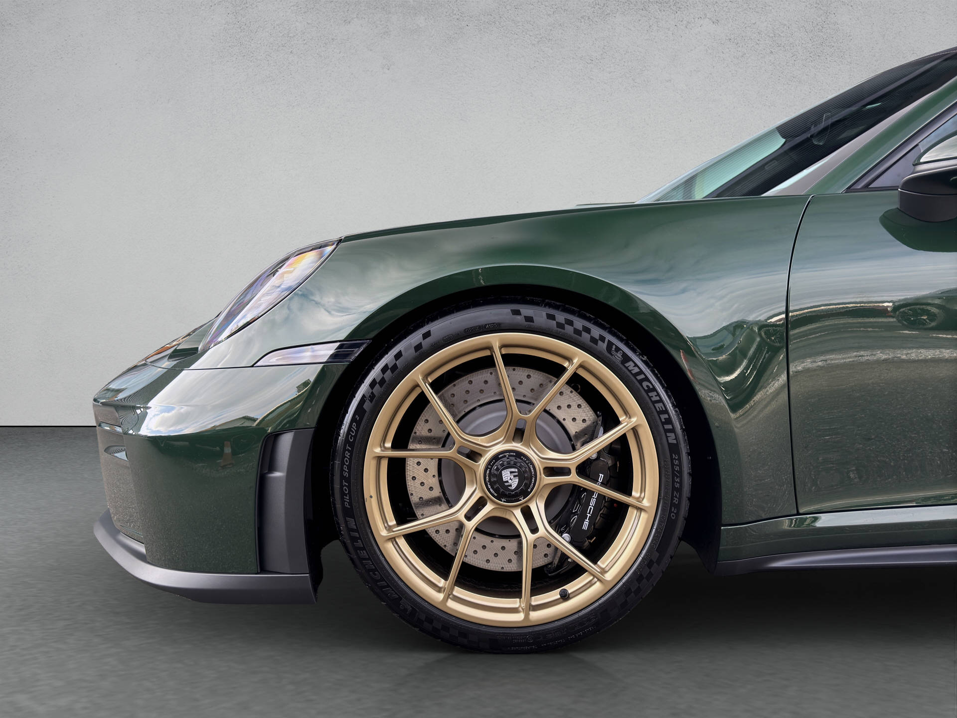 PORSCHE 911 GT3 mit Touring-Paket-image-13