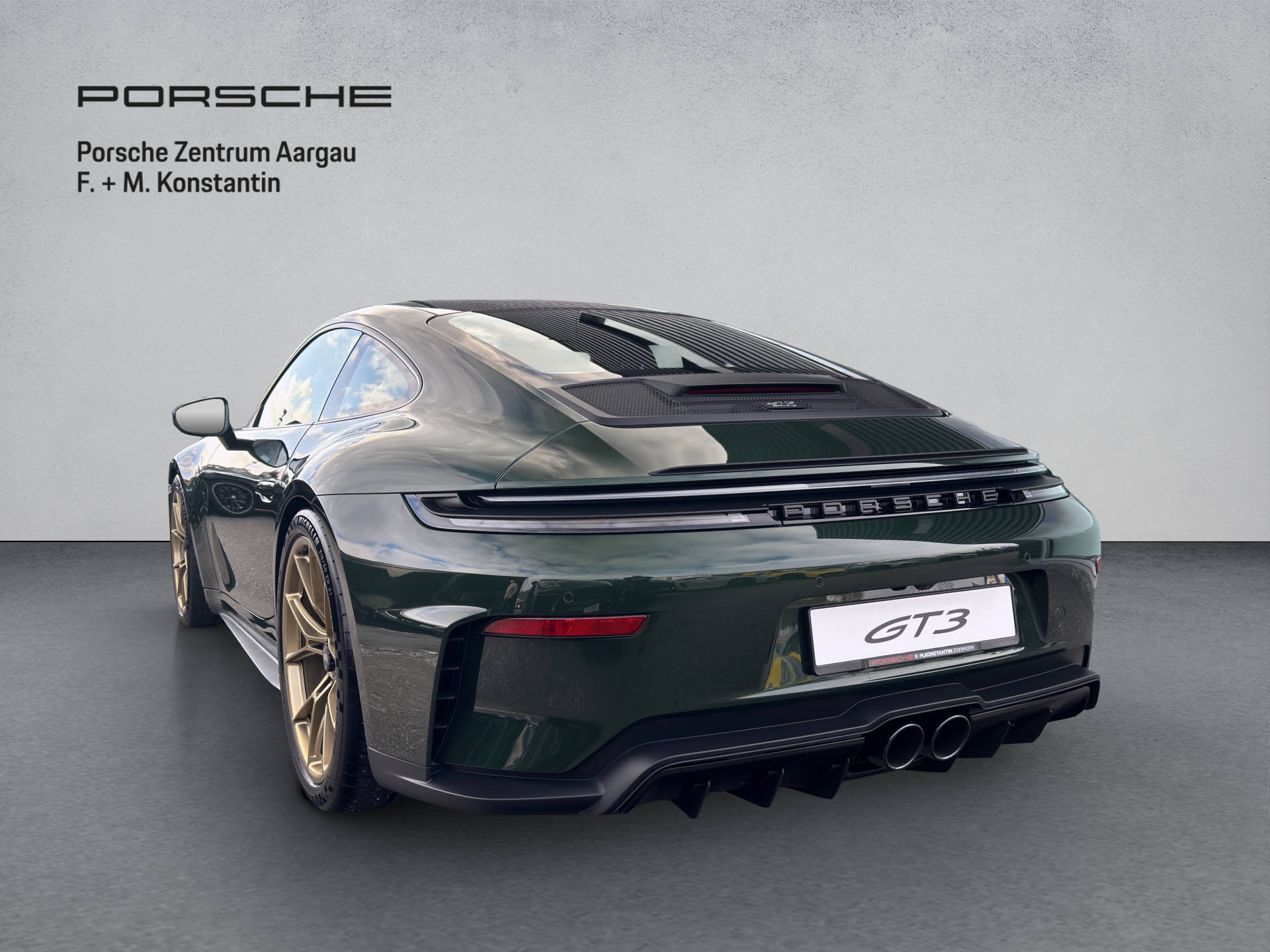 PORSCHE 911 GT3 mit Touring-Paket-image-3