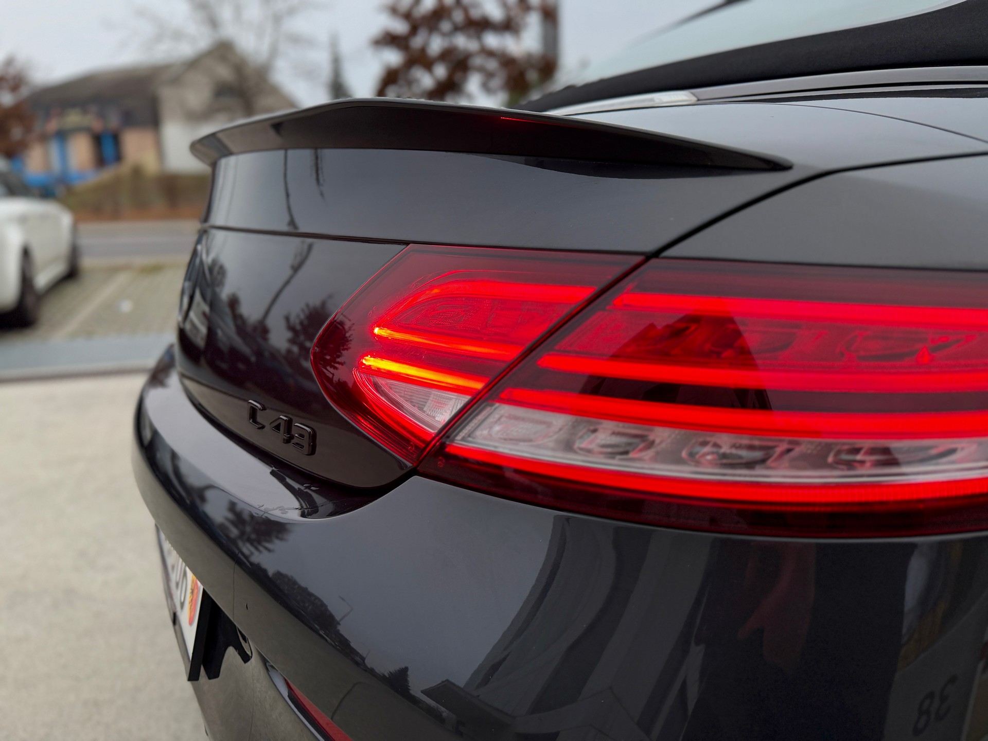 MERCEDES-BENZ C 43 Cabriolet AMG 4Matic 9G-Tronic-image-8