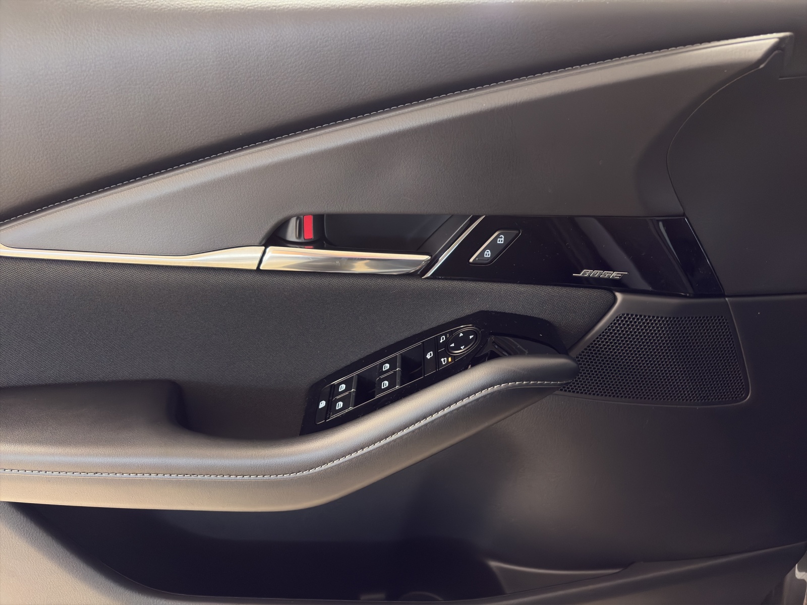 MAZDA CX-30 SKYACTIV-G 140 M Hybrid Exclusive Line FWD AT-image-8