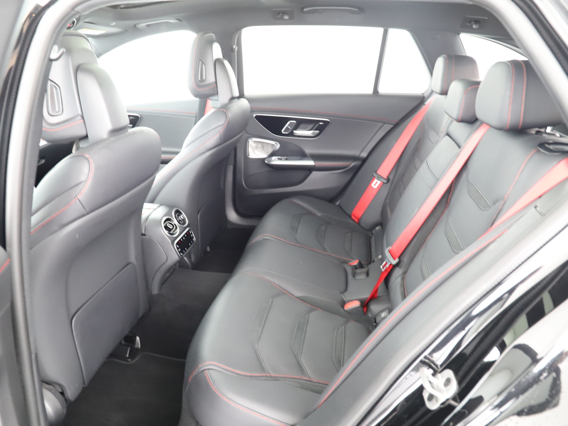 MERCEDES-BENZ C 43 AMG T 4 Matic-image-13