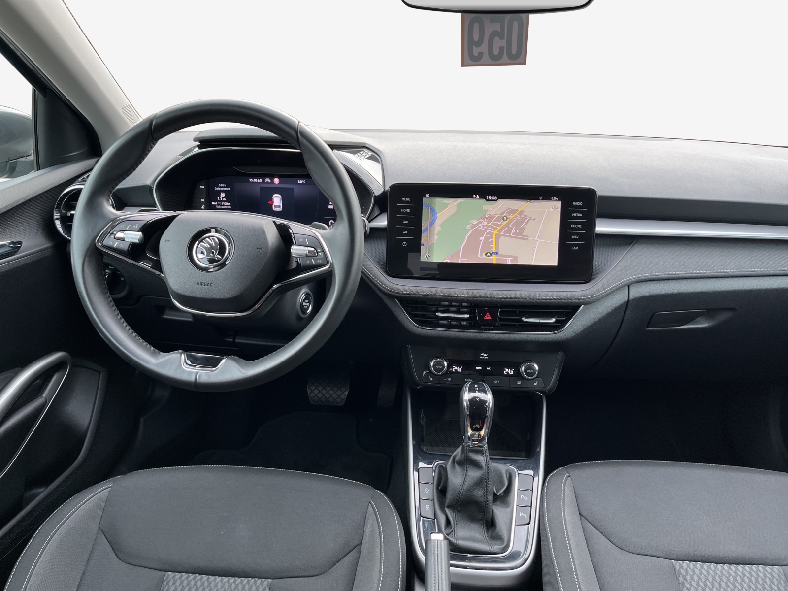 SKODA Fabia 1.0 TSI First Edition DSG-image-8