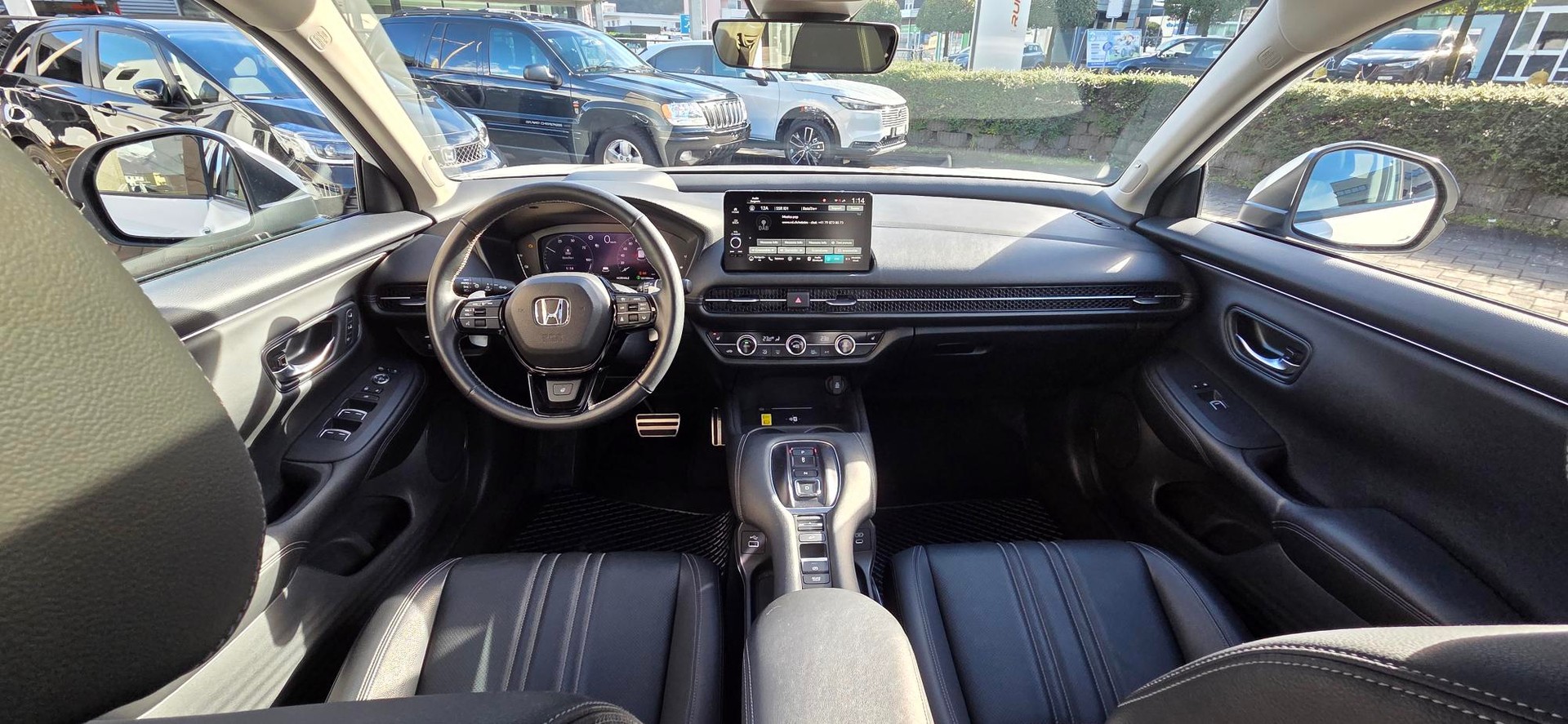 HONDA ZR-V 2.0i MMD Hybrid Advance Automatic-image-10