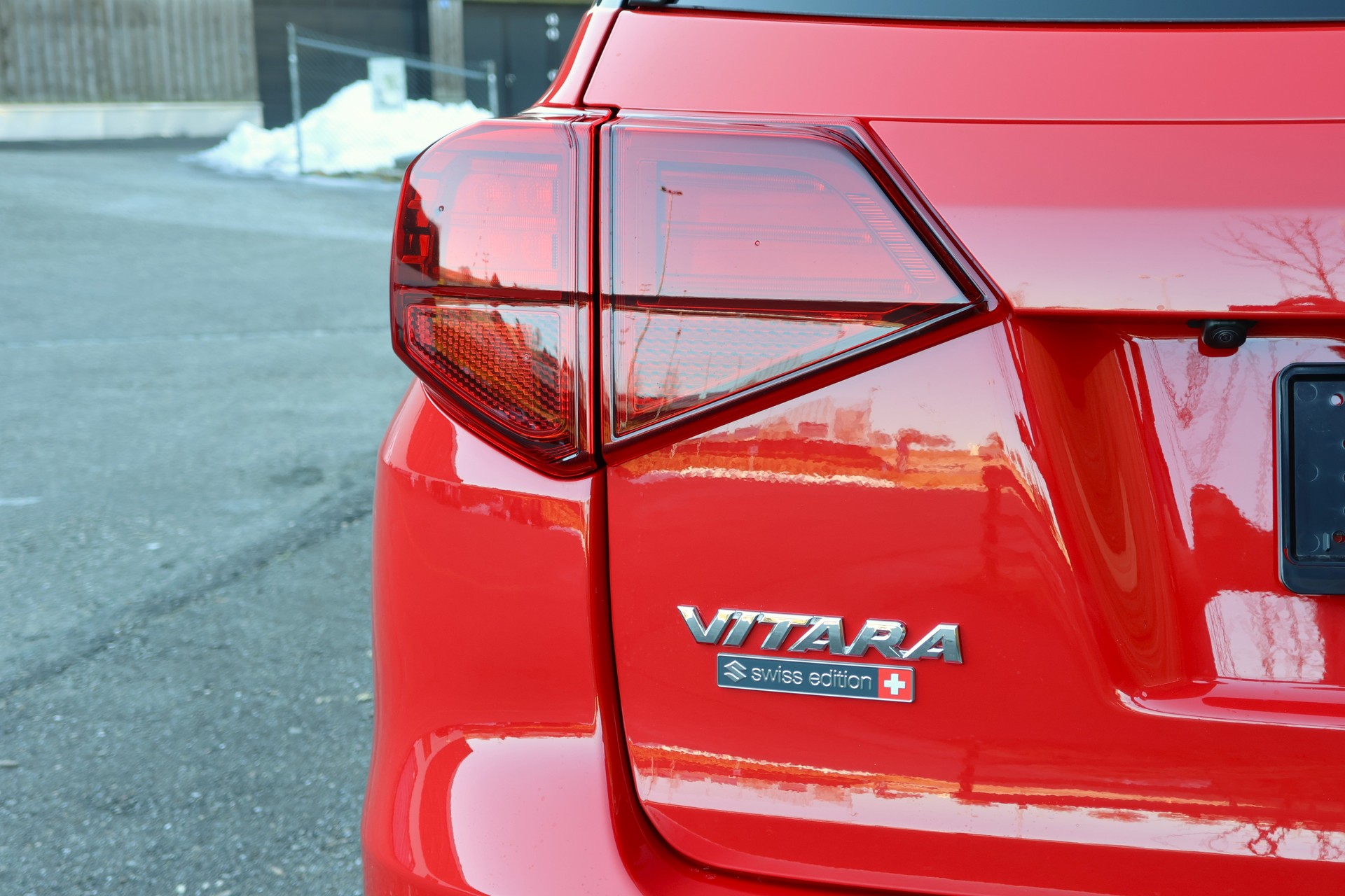 SUZUKI Vitara 1.4T Sakura Top 4x4 Hybrid-image-14