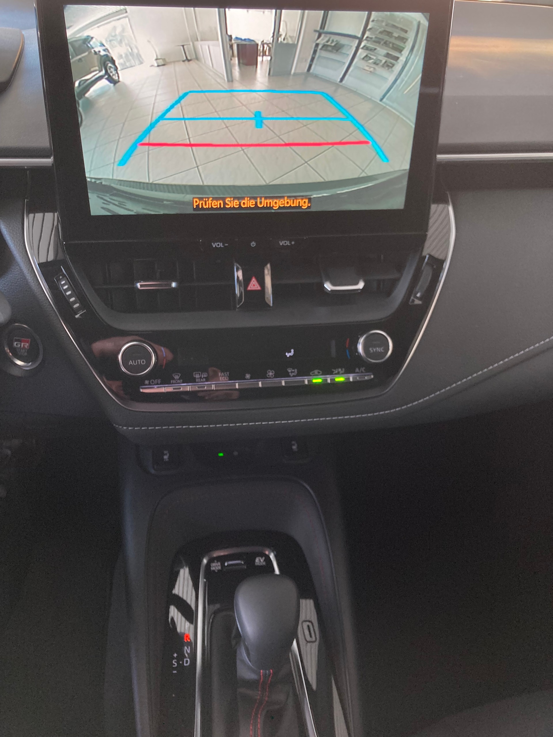 TOYOTA Corolla Touring Sports 2.0 HSD GR Sport e- CVT-image-12