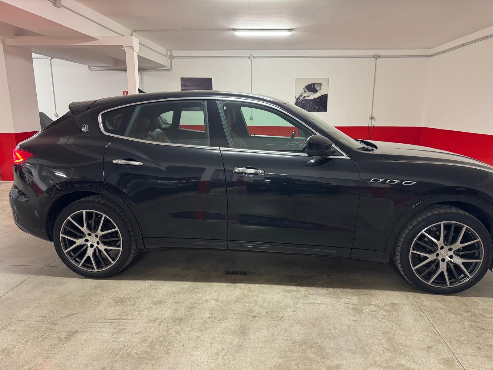 MASERATI Levante 3.0 V6 Diesel Q4-image-5
