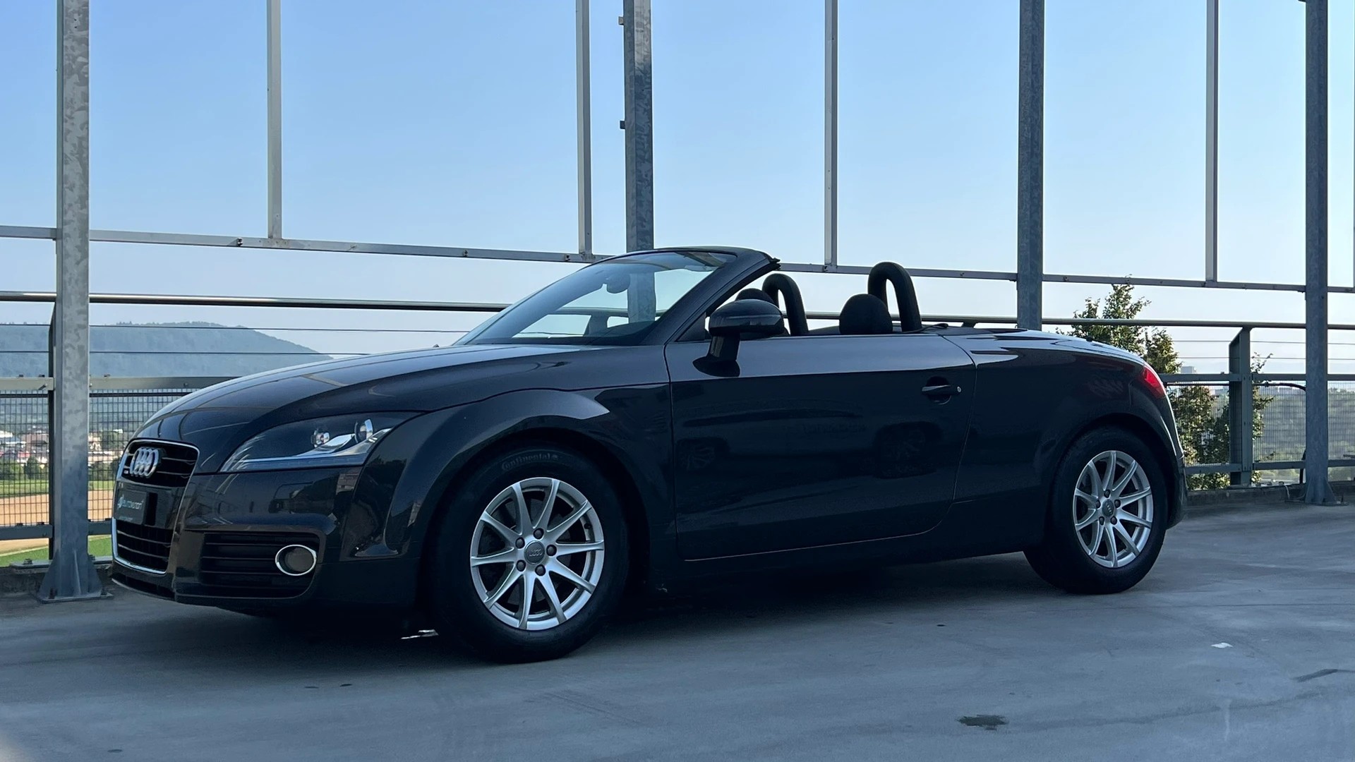 AUDI TT ROADSTER 2.0 TDI QUATTRO l 170 PS-image-10