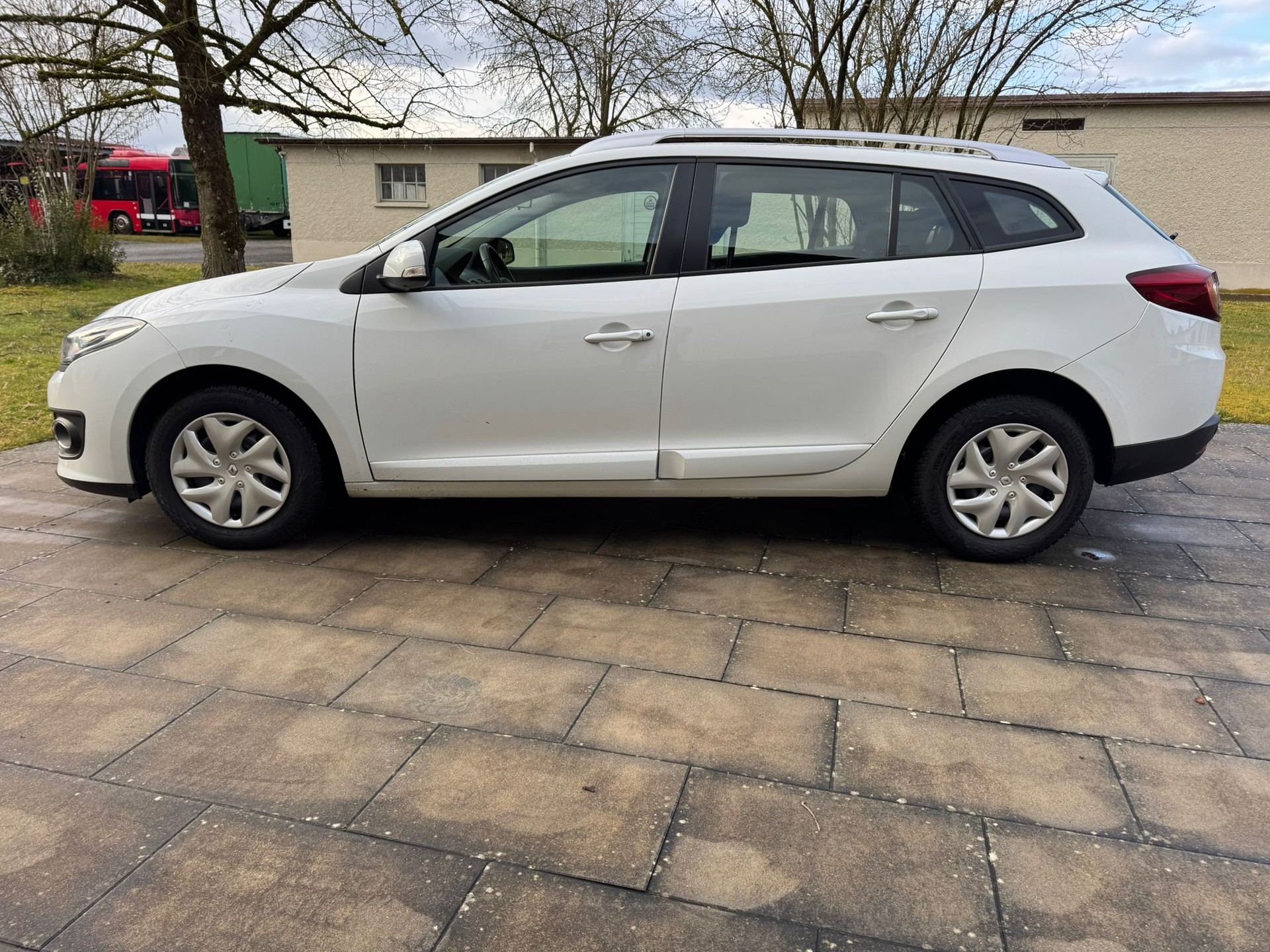 RENAULT Mégane Grandtour 1.5 dCi Expression EDC-image-2
