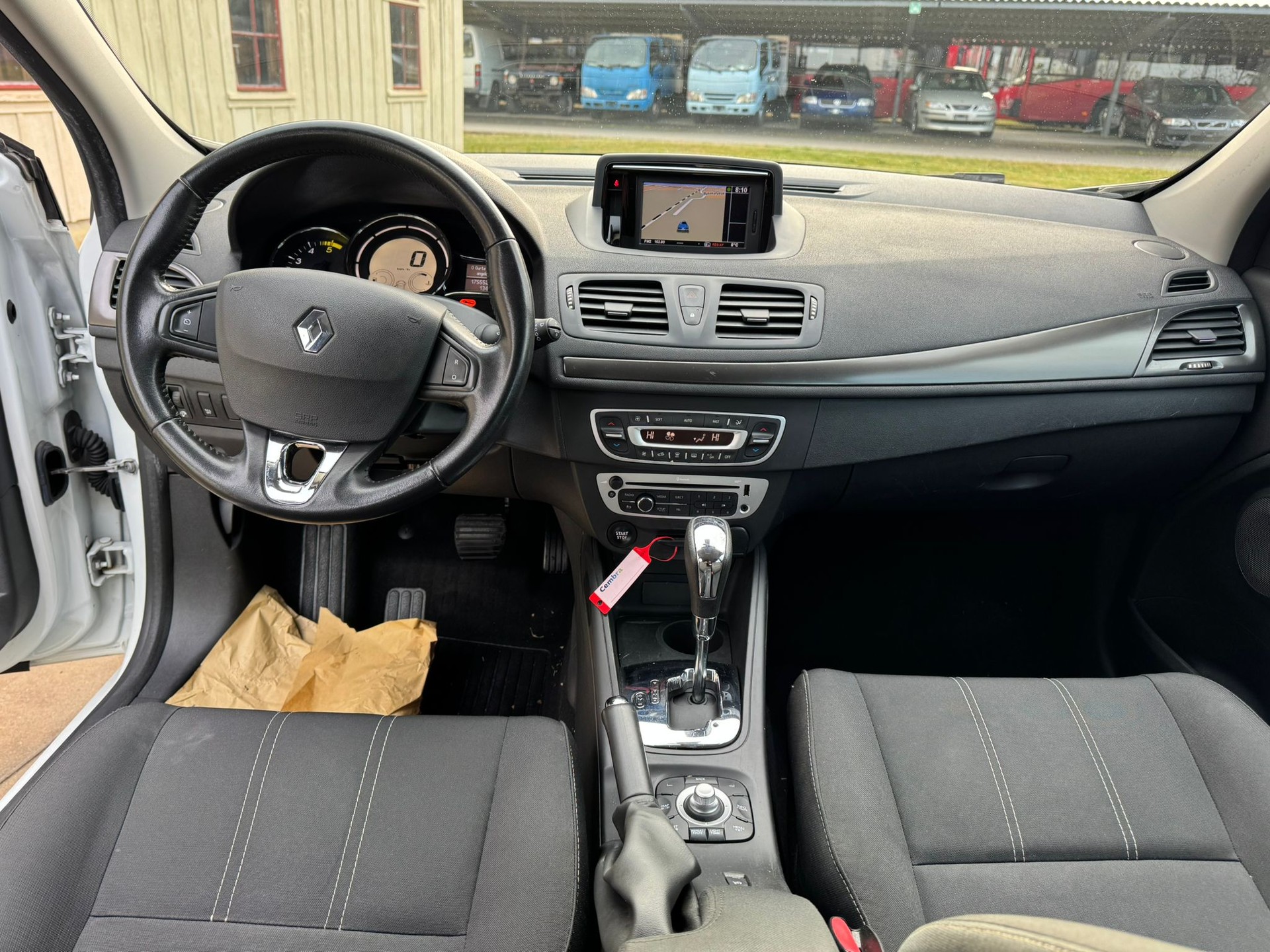 RENAULT Mégane Grandtour 1.5 dCi Expression EDC-image-14