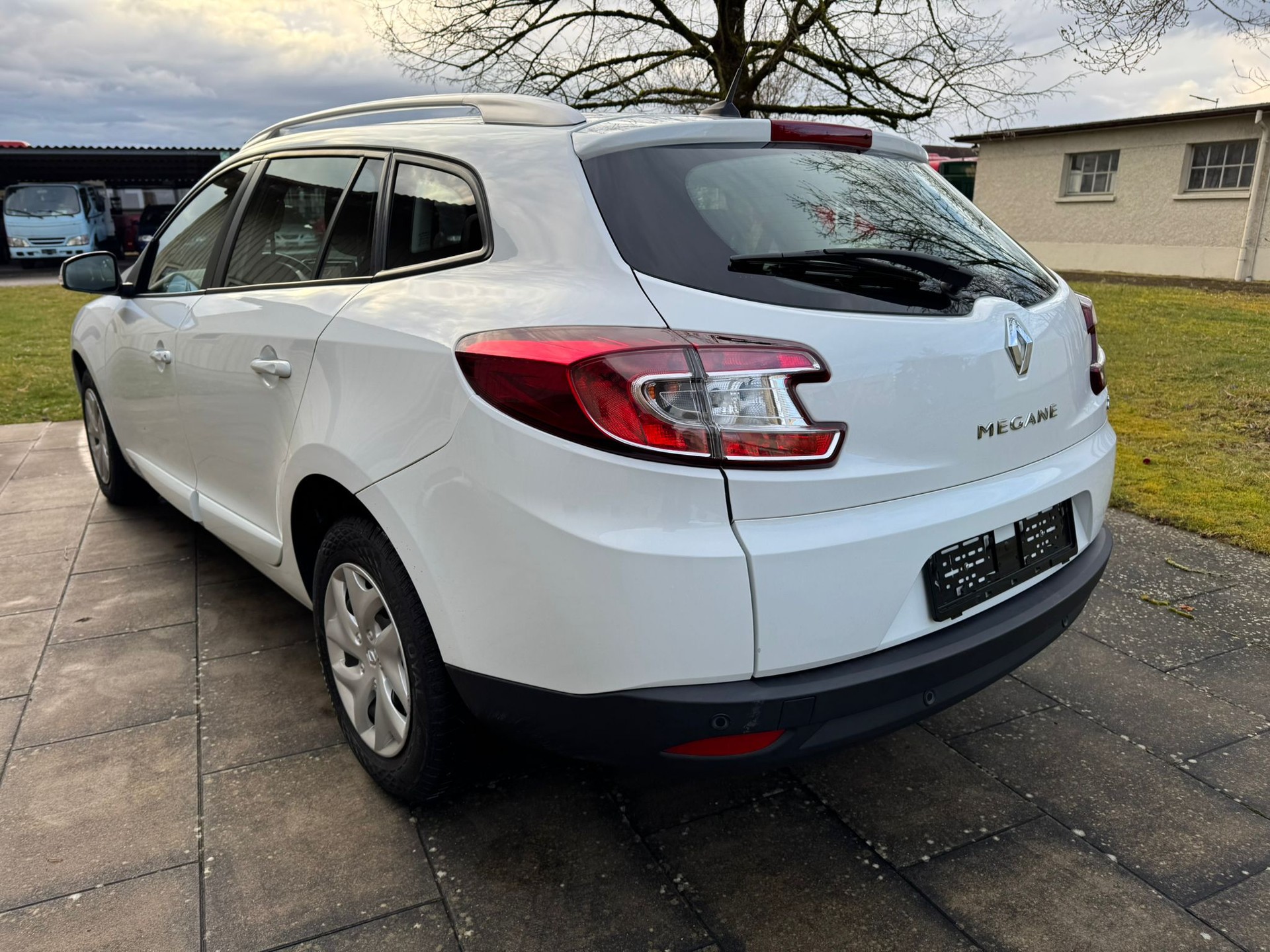 RENAULT Mégane Grandtour 1.5 dCi Expression EDC-image-4
