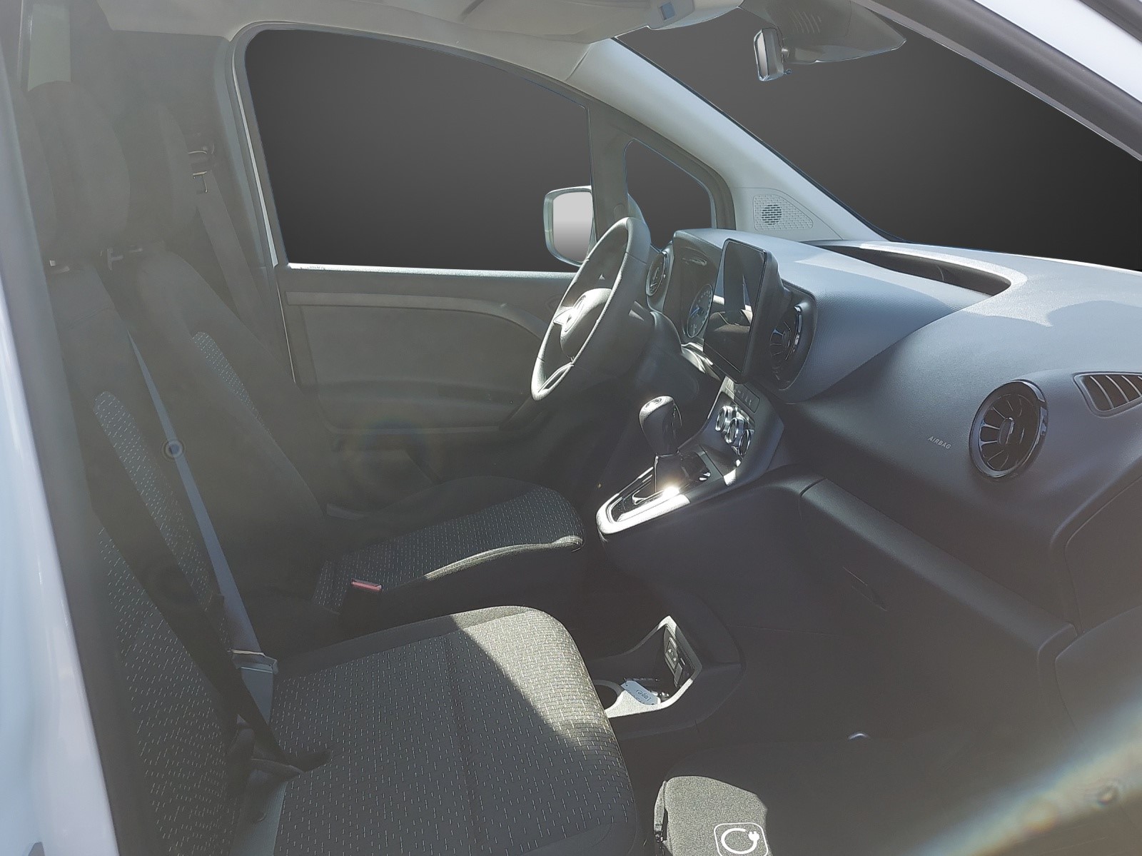 MERCEDES-BENZ eCitan 45kWh Base-image-6