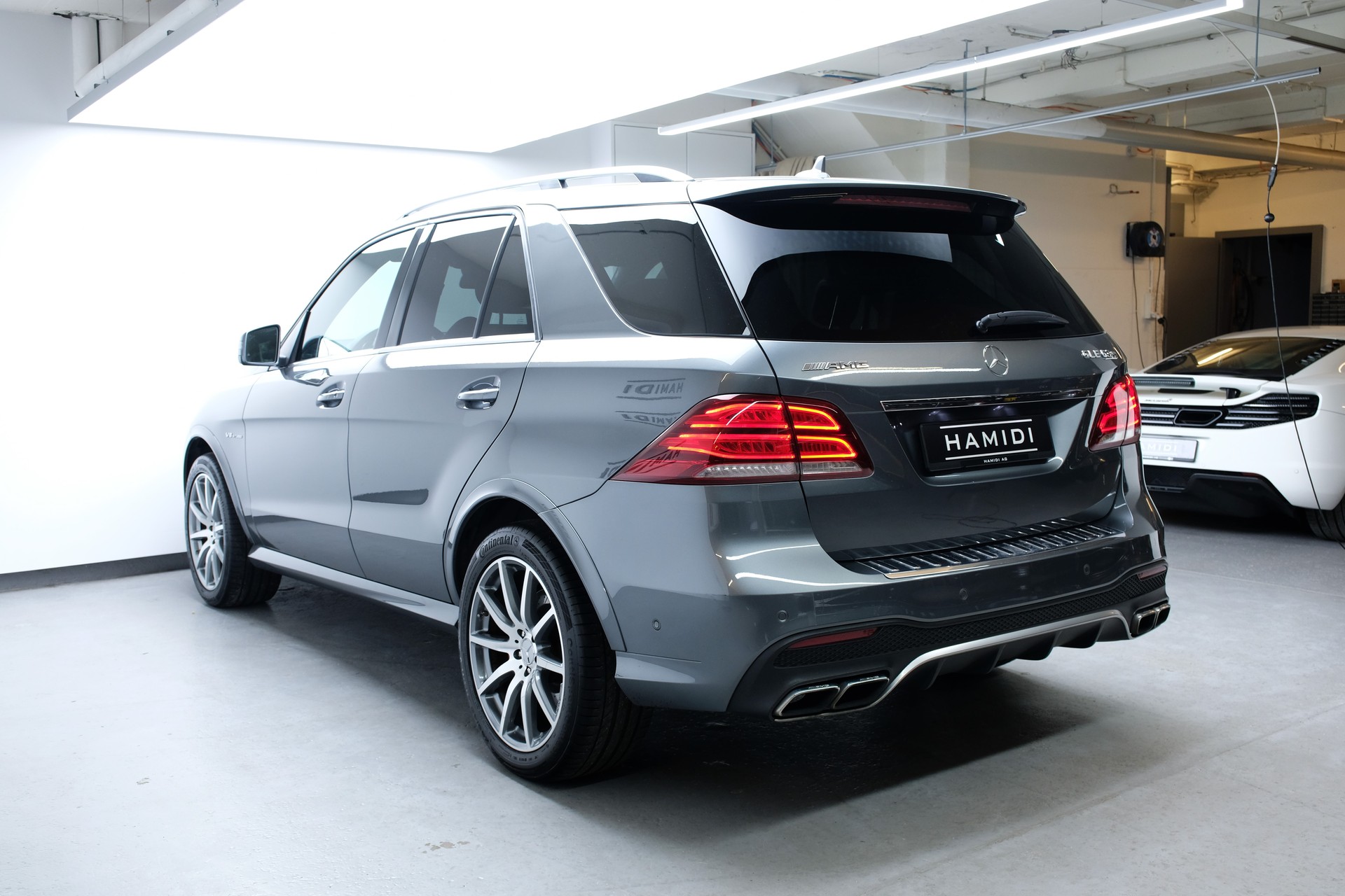 MERCEDES-BENZ GLE 63 S AMG 4Matic Speedshift Plus 7G-Tronic-showroom-element-3