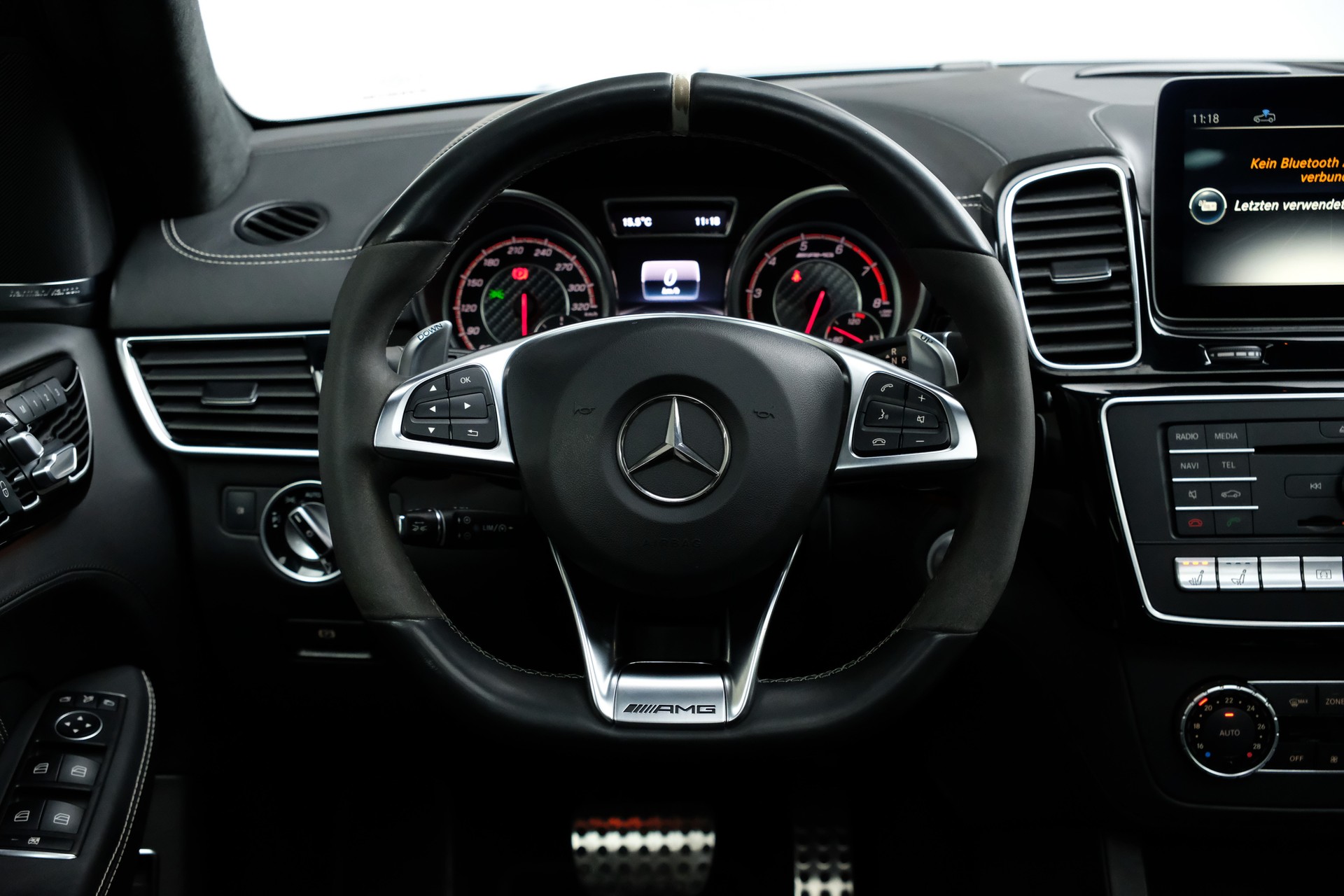 MERCEDES-BENZ GLE 63 S AMG 4Matic Speedshift Plus 7G-Tronic-image-19