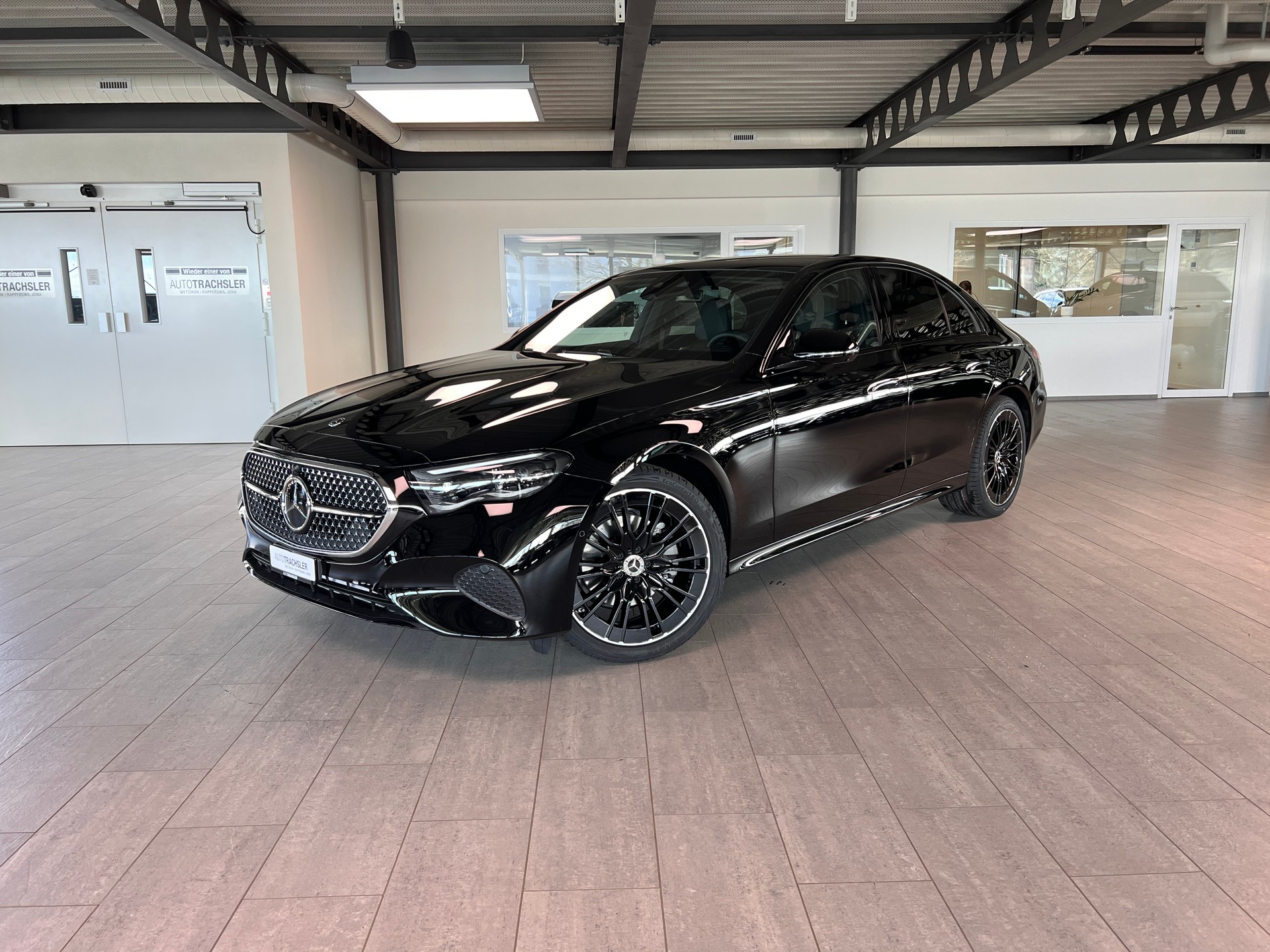 MERCEDES-BENZ E 220 d 4Matic 9G-Tronic-image-0