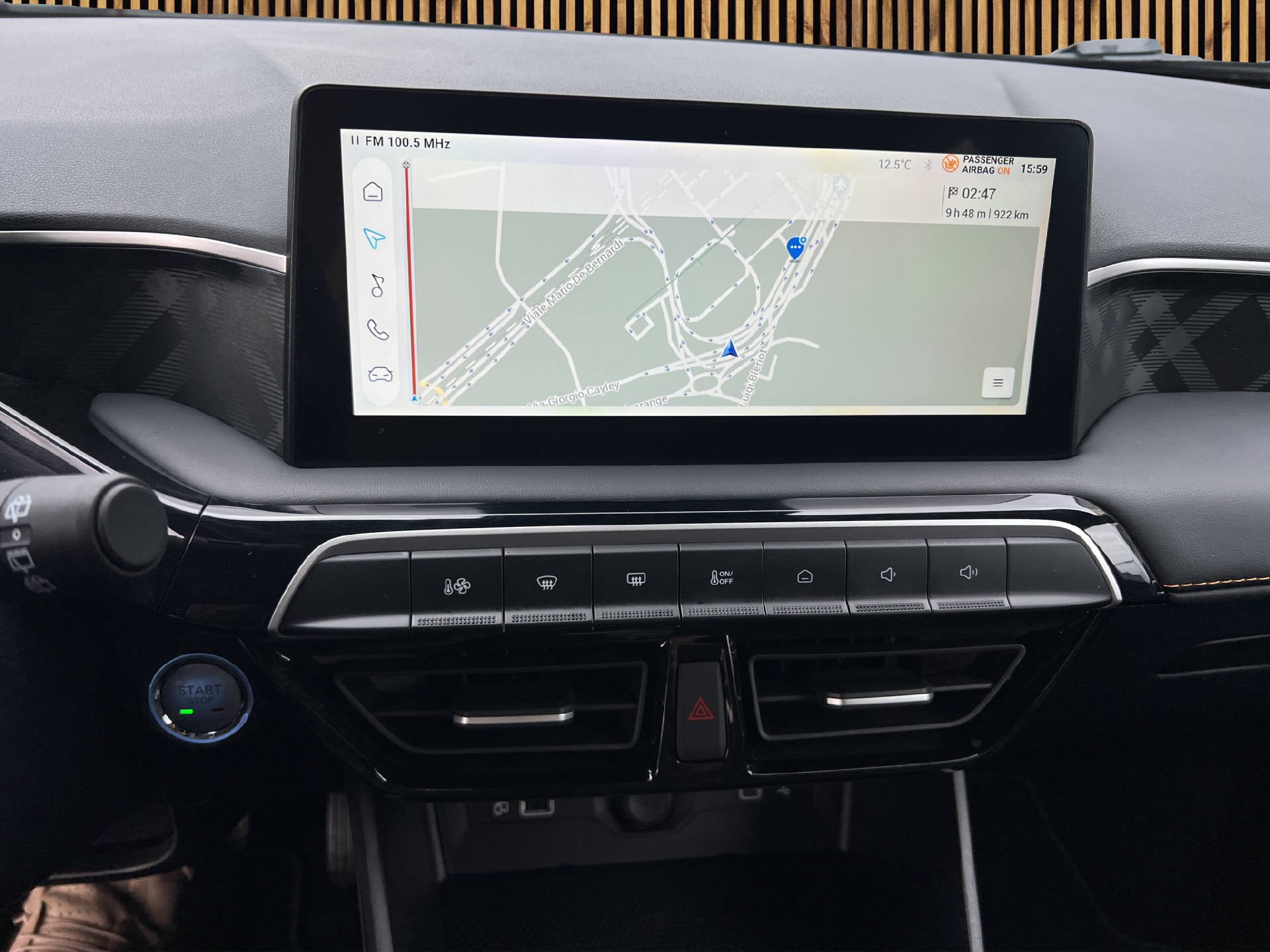 MG 3 1.5 Hybrid Luxury-image-11