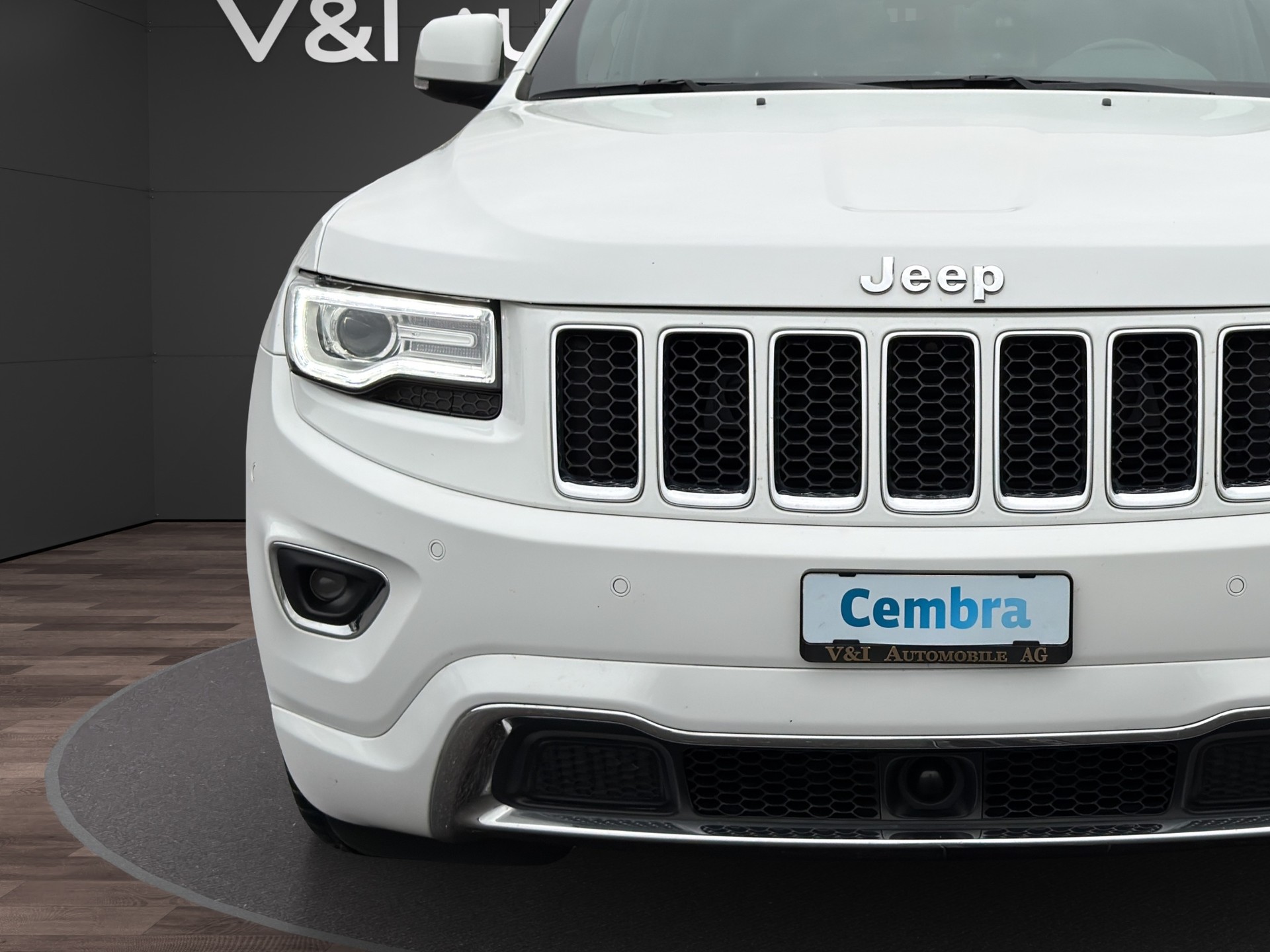 JEEP Grand Cherokee 3.0 CRD Limited Automatic-image-8