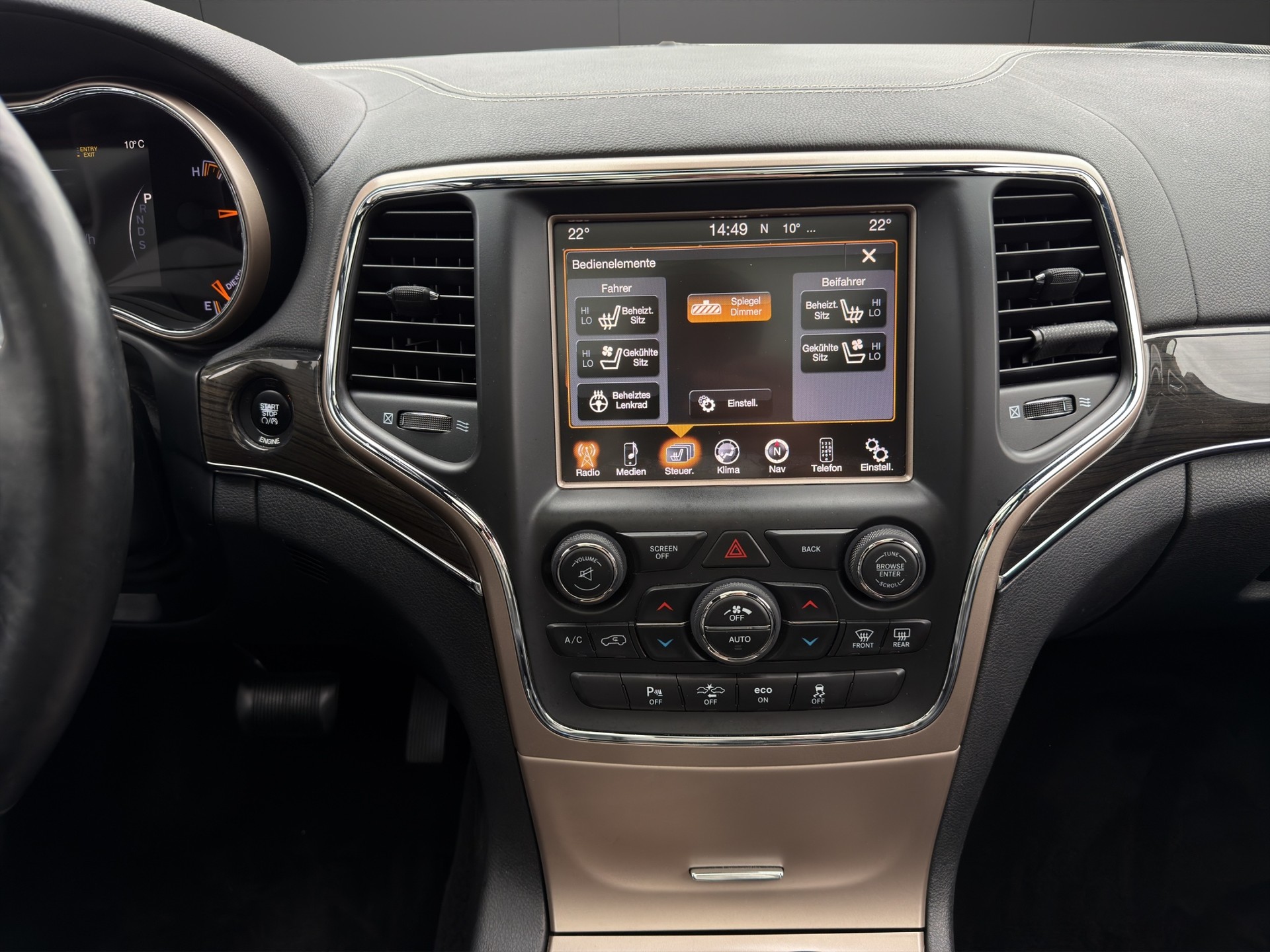 JEEP Grand Cherokee 3.0 CRD Limited Automatic-image-13