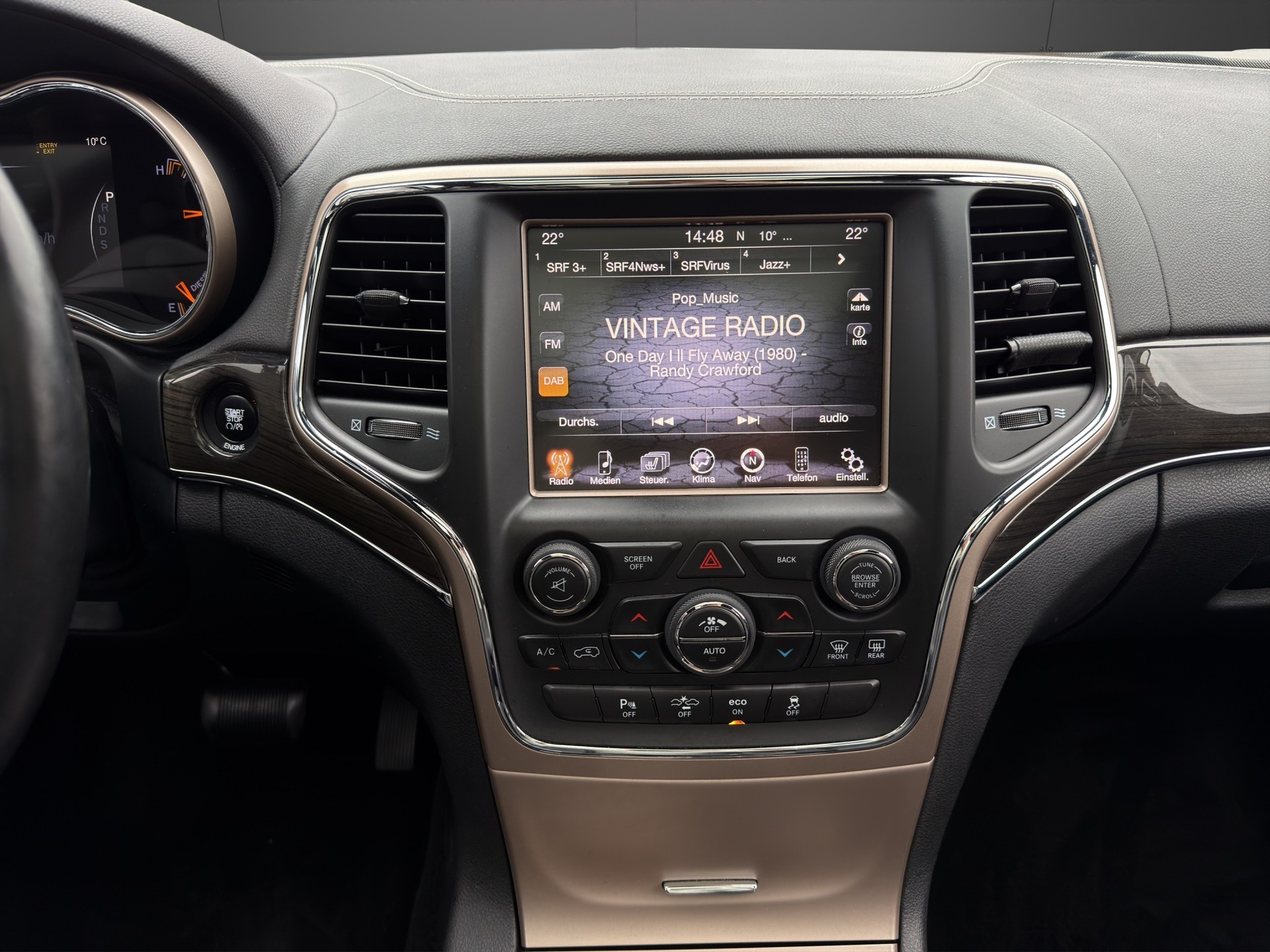 JEEP Grand Cherokee 3.0 CRD Limited Automatic-image-12