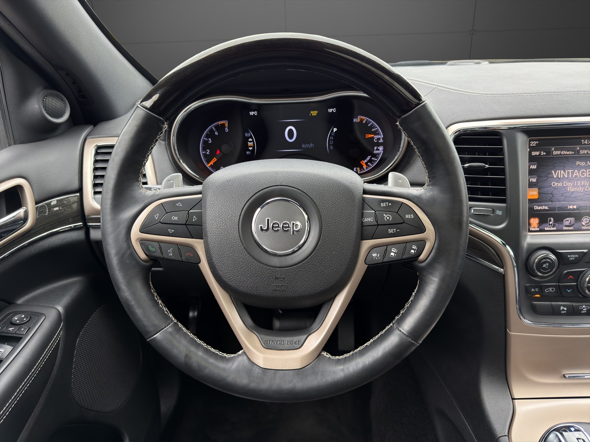 JEEP Grand Cherokee 3.0 CRD Limited Automatic-image-11