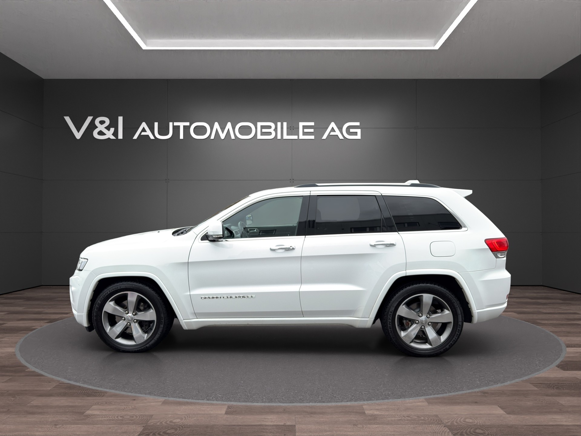 JEEP Grand Cherokee 3.0 CRD Limited Automatic-image-6