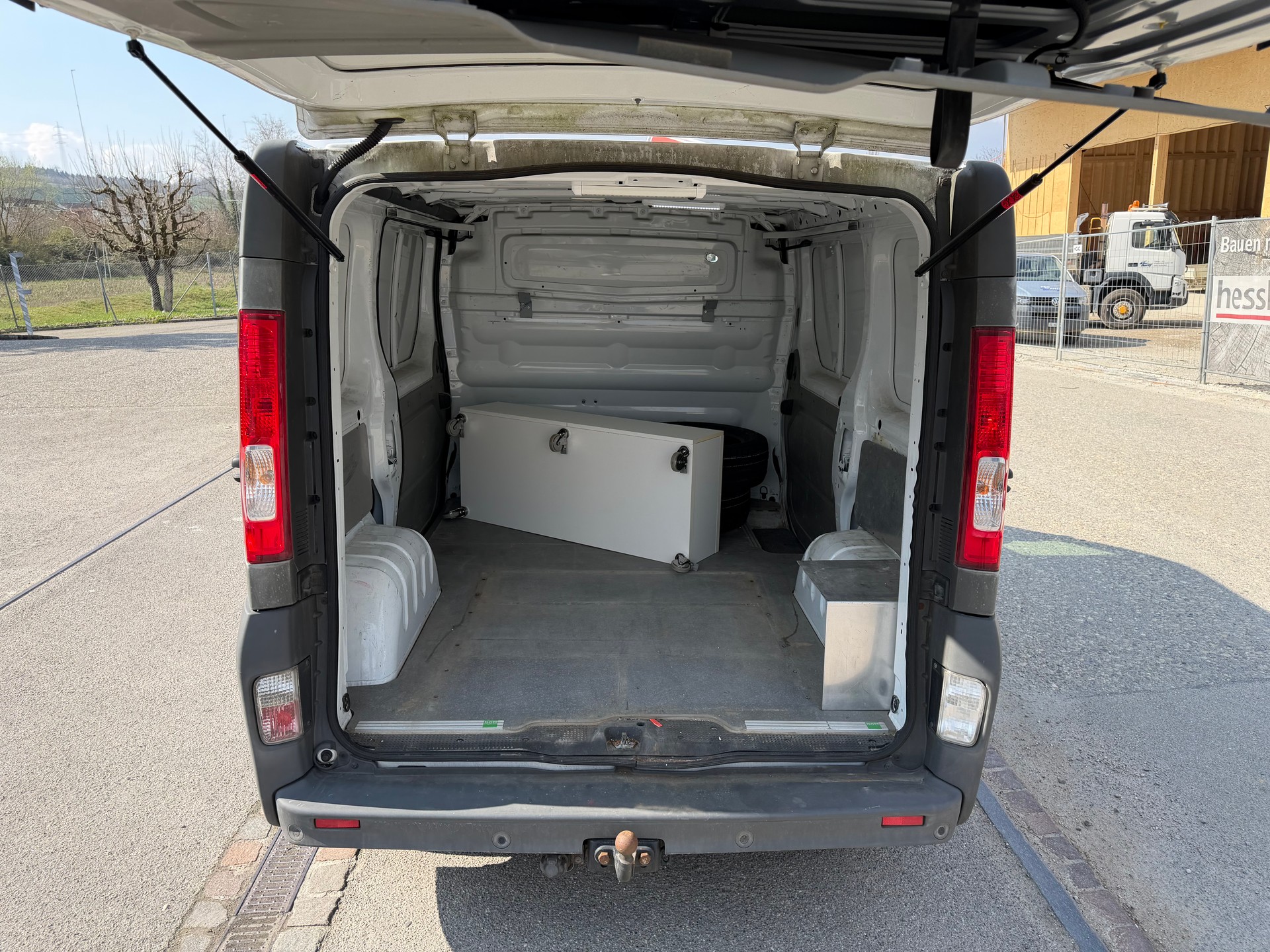 OPEL Vivaro 2.0 CDTI 2.7t L1H1-image-8