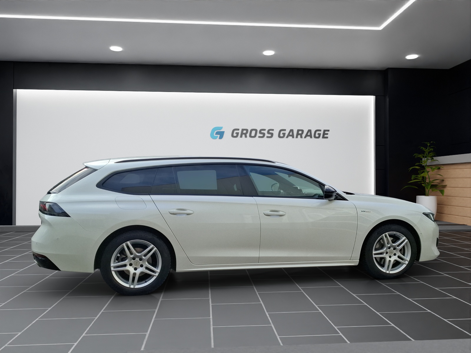 PEUGEOT 508 SW 1.6 PT GTLine EAT8-image-2