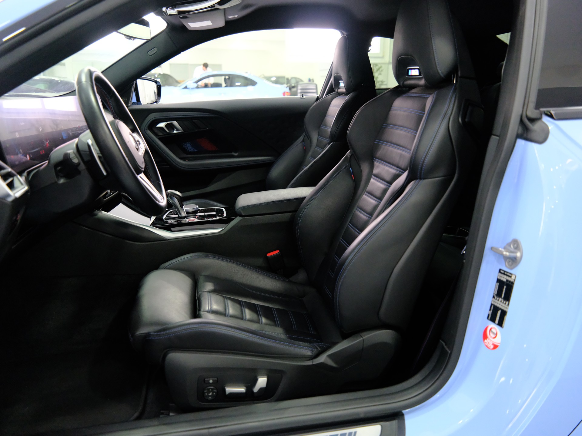 BMW M2 Steptronic-image-10
