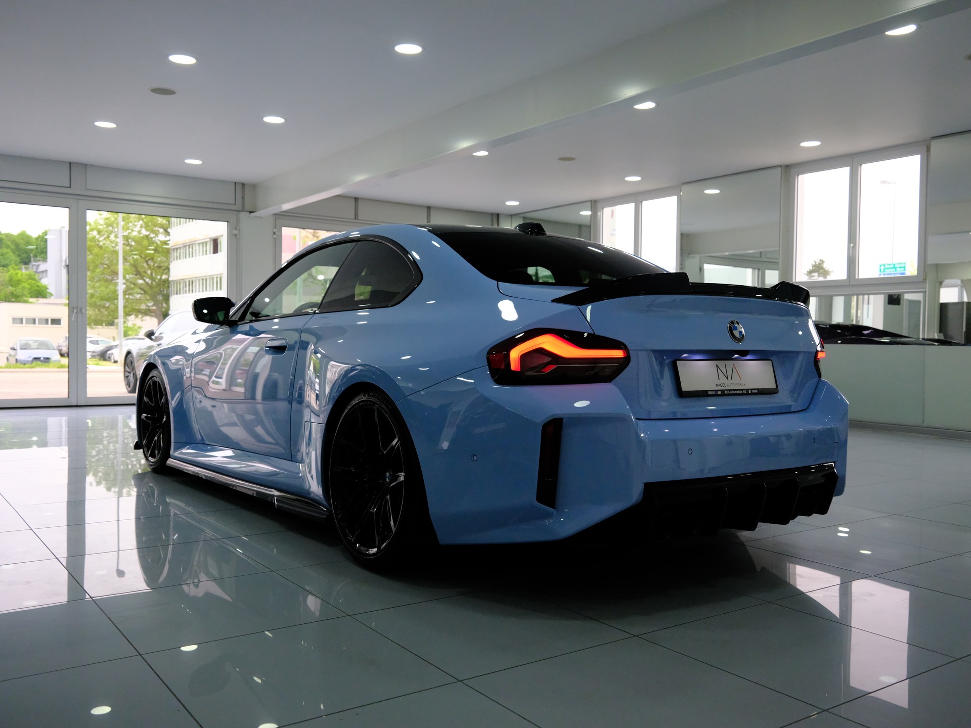 BMW M2 Steptronic-image-4