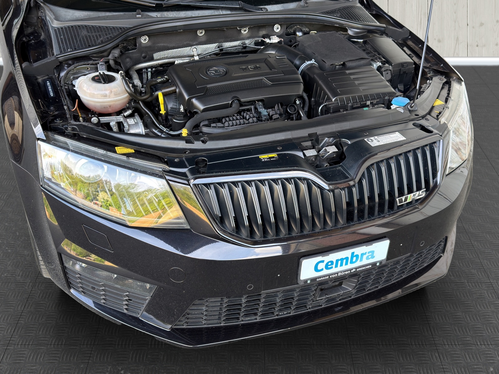 SKODA Octavia Combi 2.0 TSI RS 230 DSG-image-15