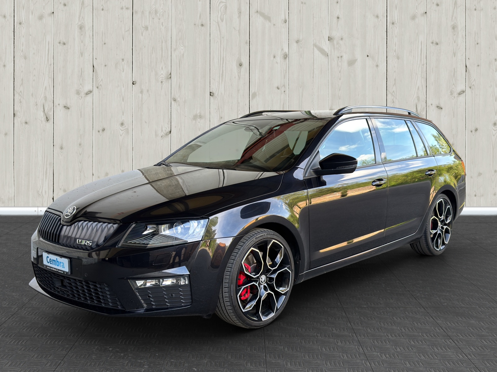 SKODA Octavia Combi 2.0 TSI RS 230 DSG-image-2