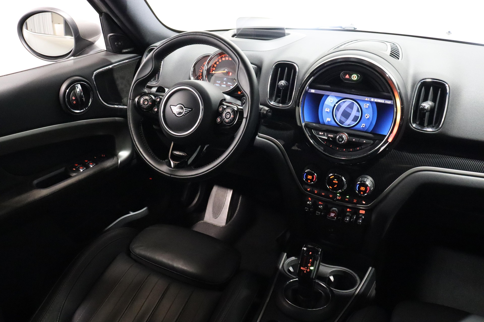 MINI Countryman F60 2.0i Cooper S SAG ALL4-image-8