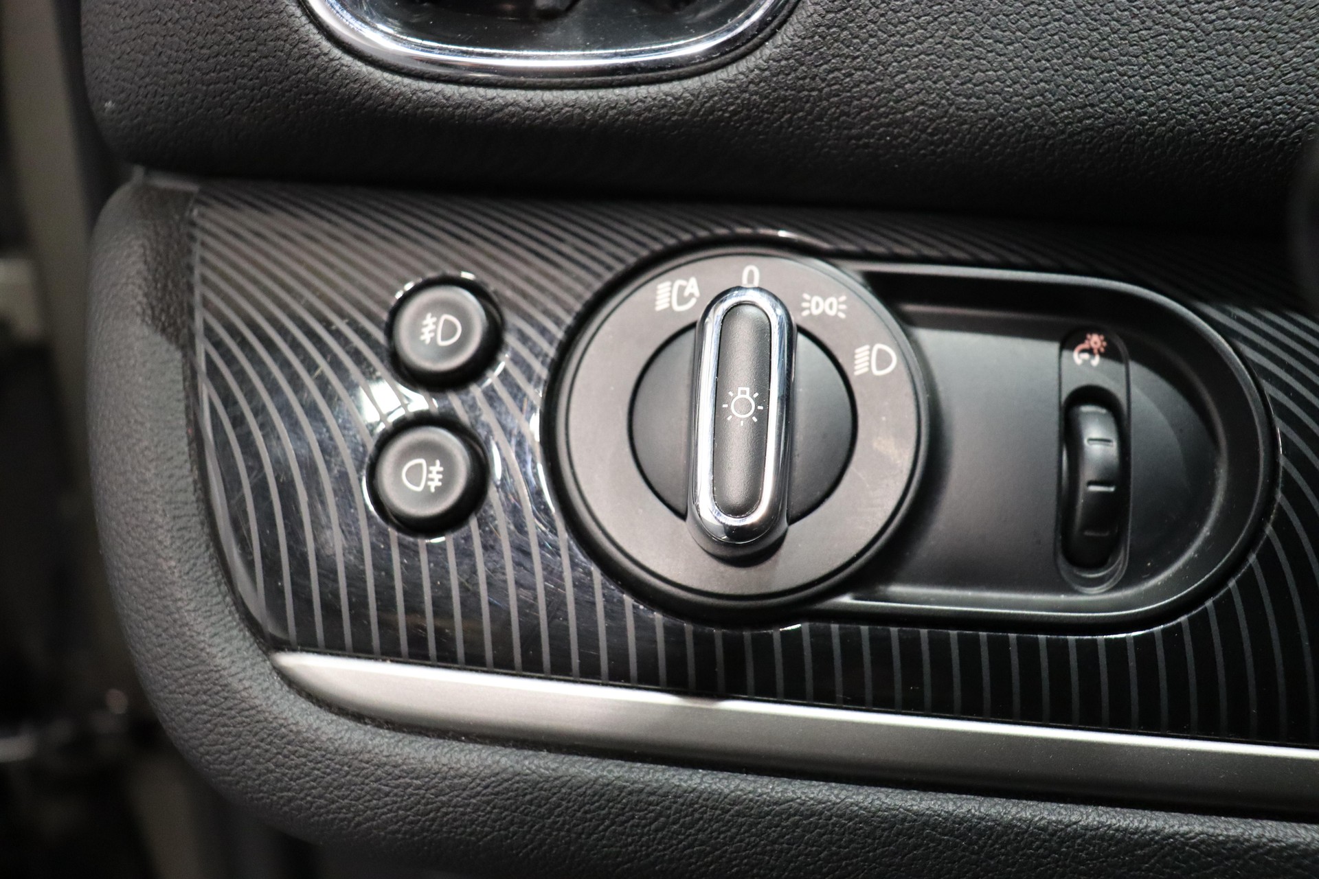 MINI Countryman F60 2.0i Cooper S SAG ALL4-image-18