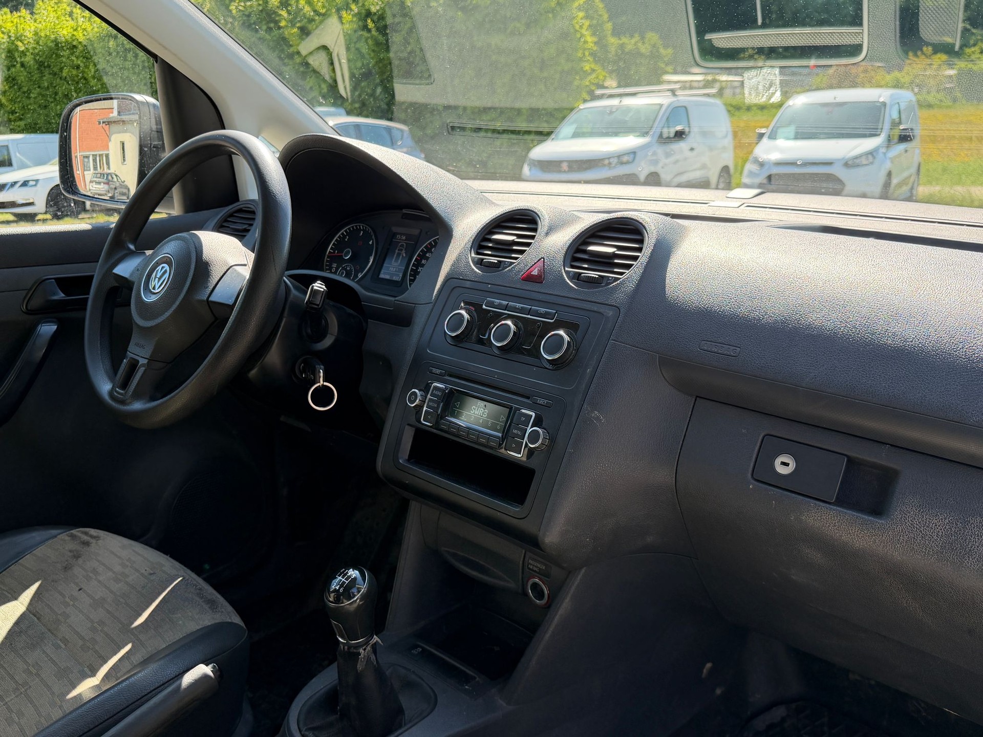 VW Caddy 2.0 TDI 4Motion-image-8